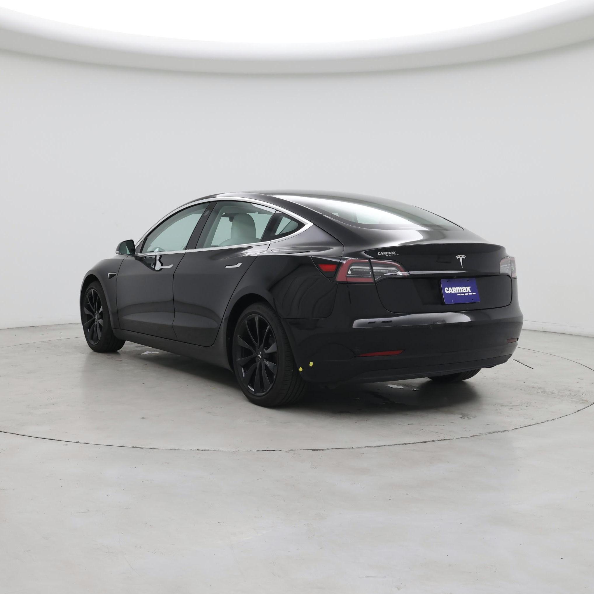 Thumbnail: 2019 Tesla Model 3 - 2