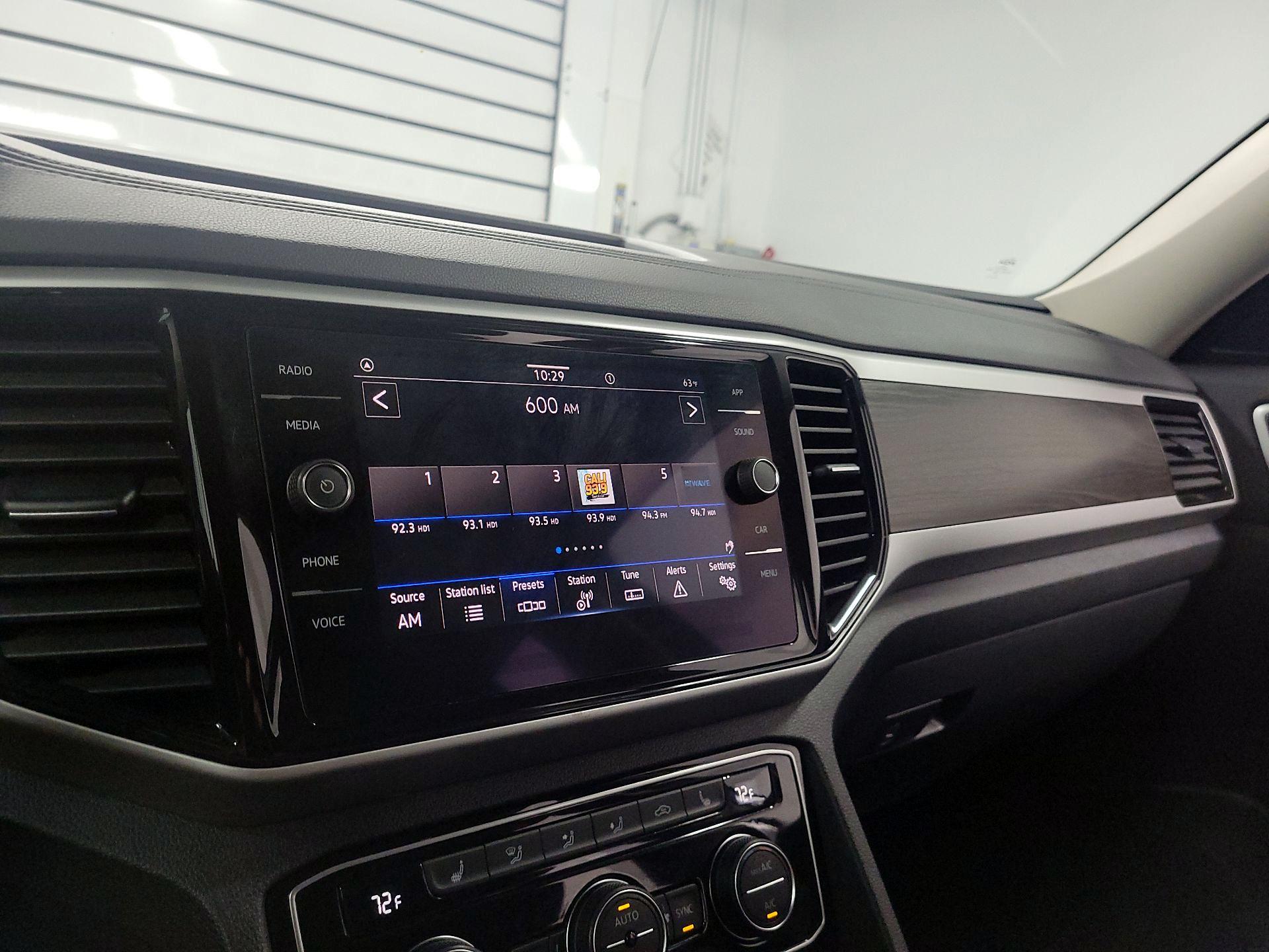 Thumbnail: 2022 Volkswagen Atlas - 15