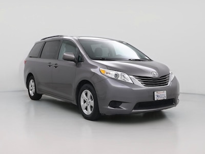 2015 Toyota Sienna LE -
                Irvine, CA