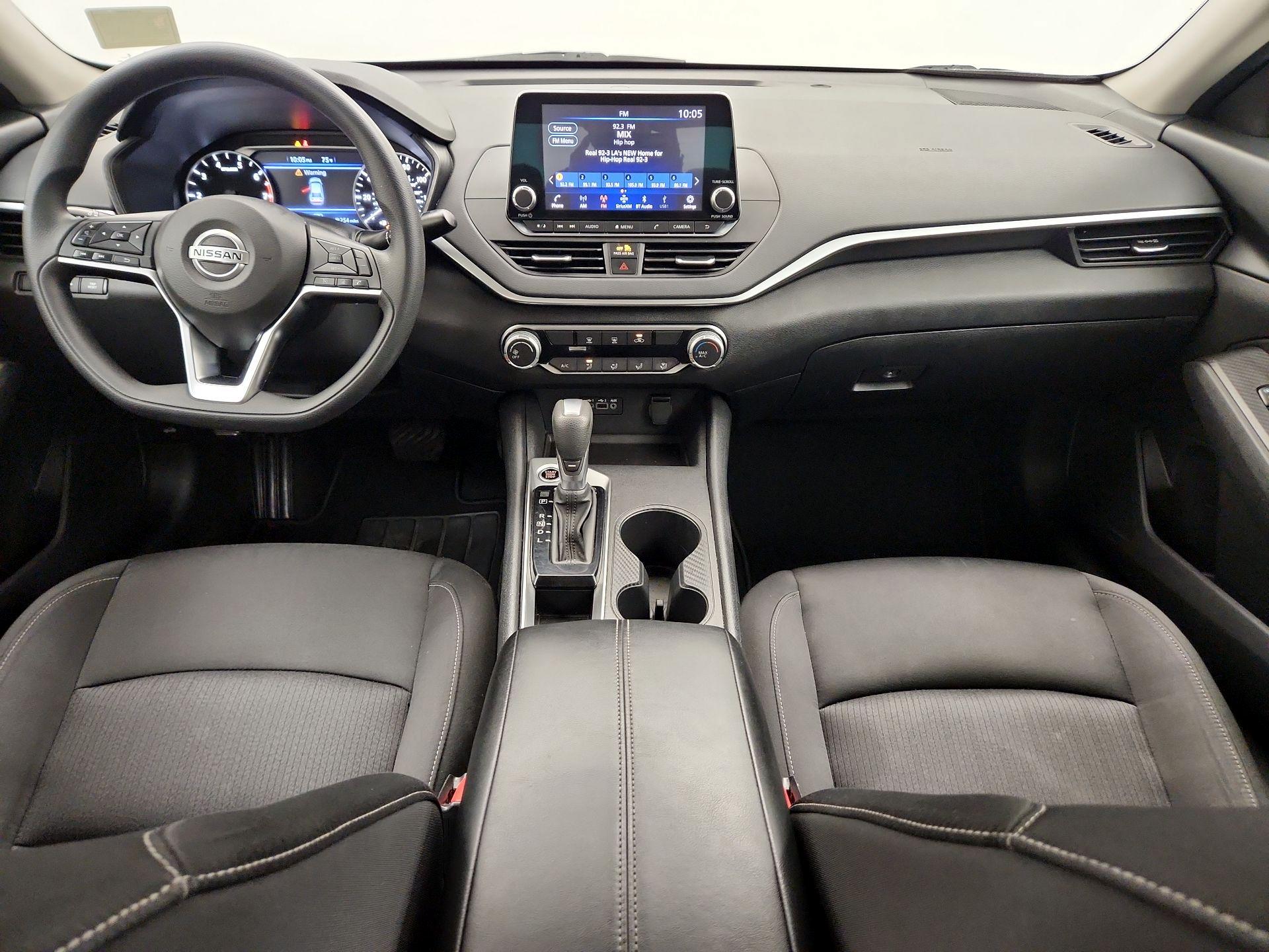 Thumbnail: 2019 Nissan Altima - 9