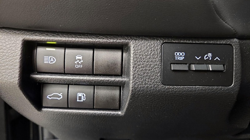 2022 Toyota Avalon XLE 13