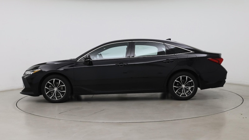 2022 Toyota Avalon XLE 3
