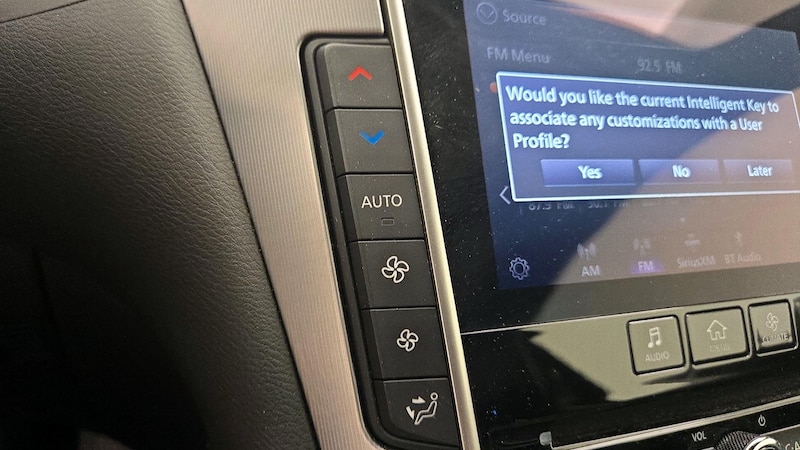2021 INFINITI Q60 Pure 16