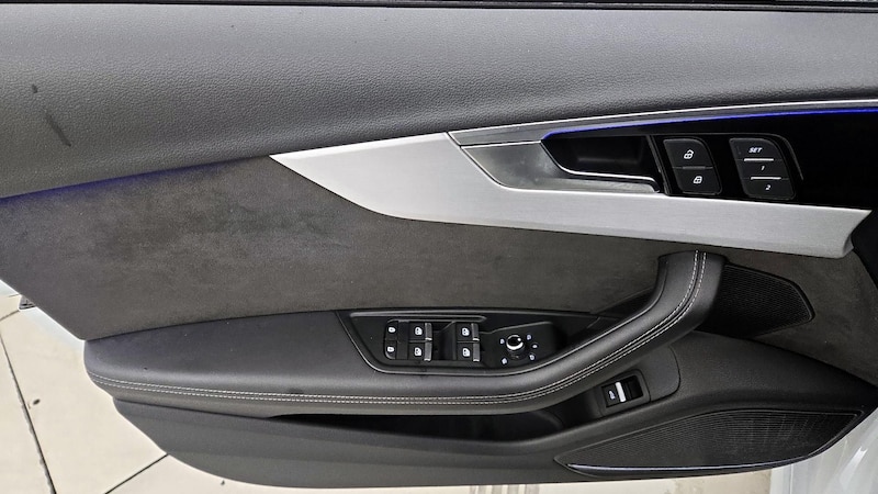2020 Audi A4 Prestige 12