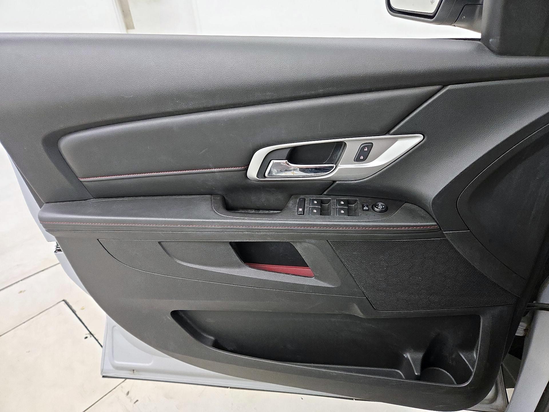 Thumbnail: 2014 GMC Terrain - 12