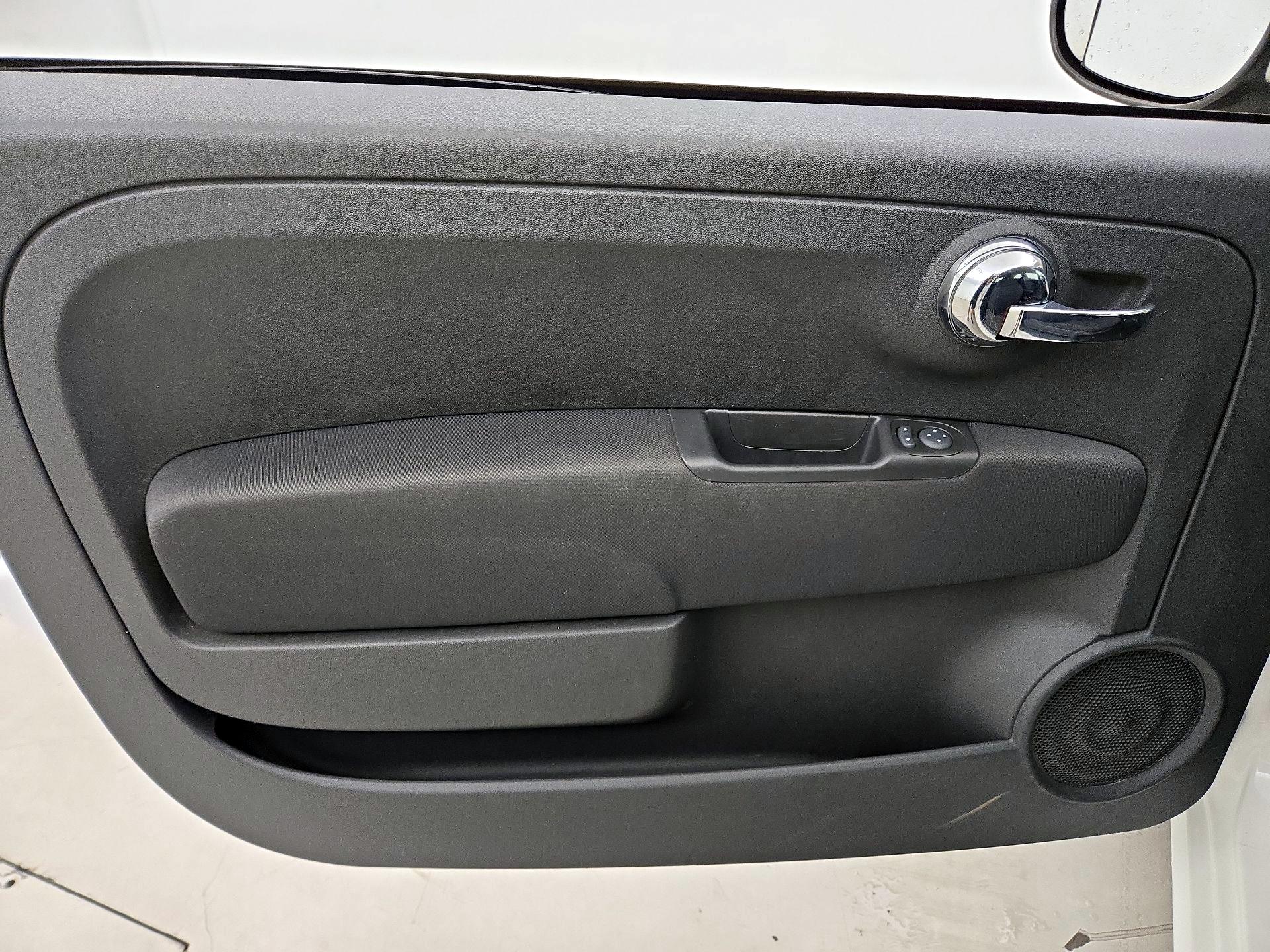 Thumbnail: 2015 Fiat 500 - 12