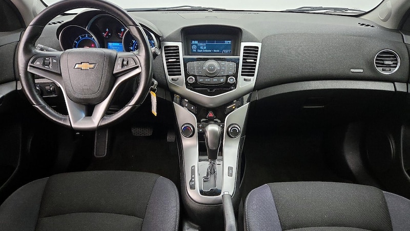 2014 Chevrolet Cruze LT 9