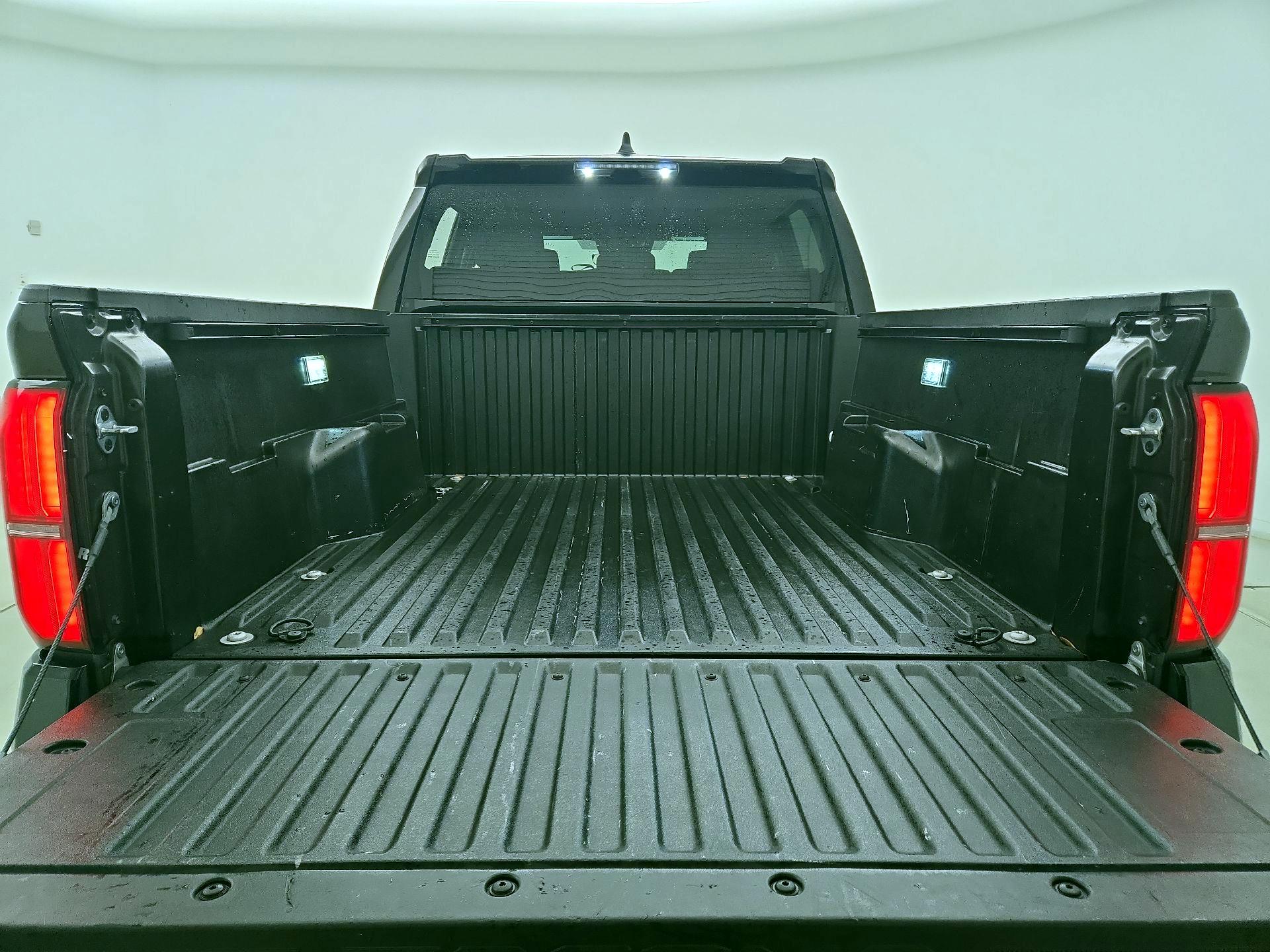 Thumbnail: 2024 Toyota Tacoma - 20