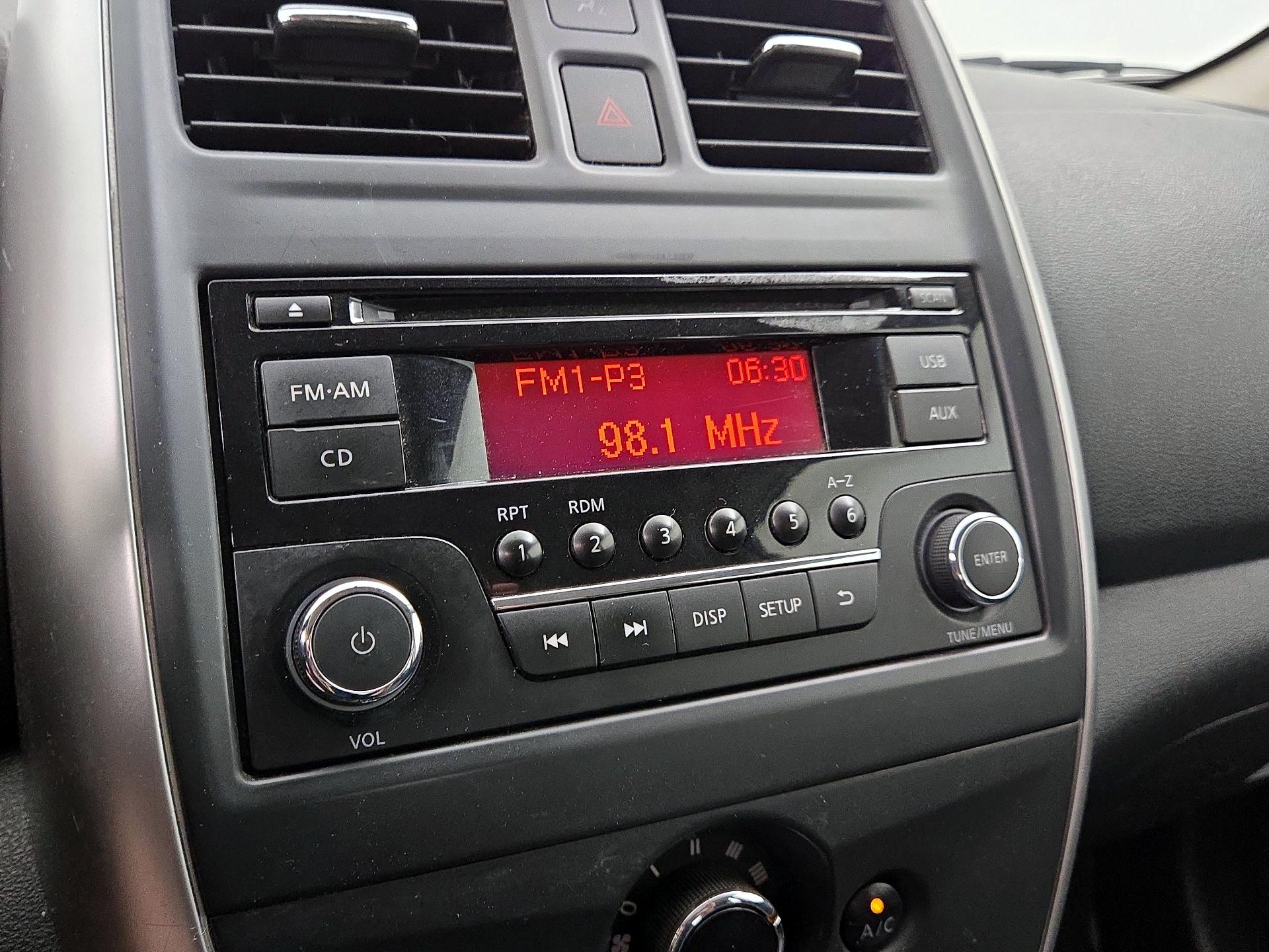 Thumbnail: 2015 Nissan Versa - 14