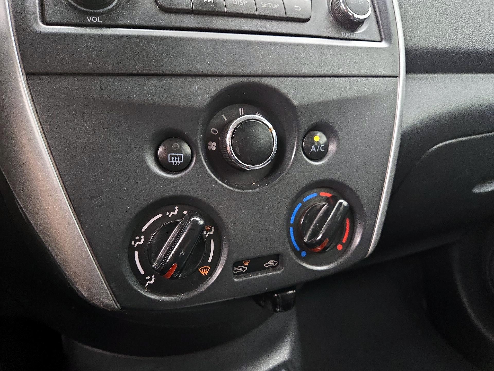 Thumbnail: 2015 Nissan Versa - 15