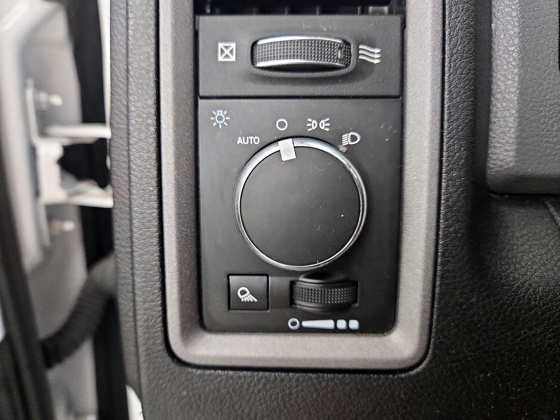 Thumbnail: 2020 RAM 1500 Classic - 13
