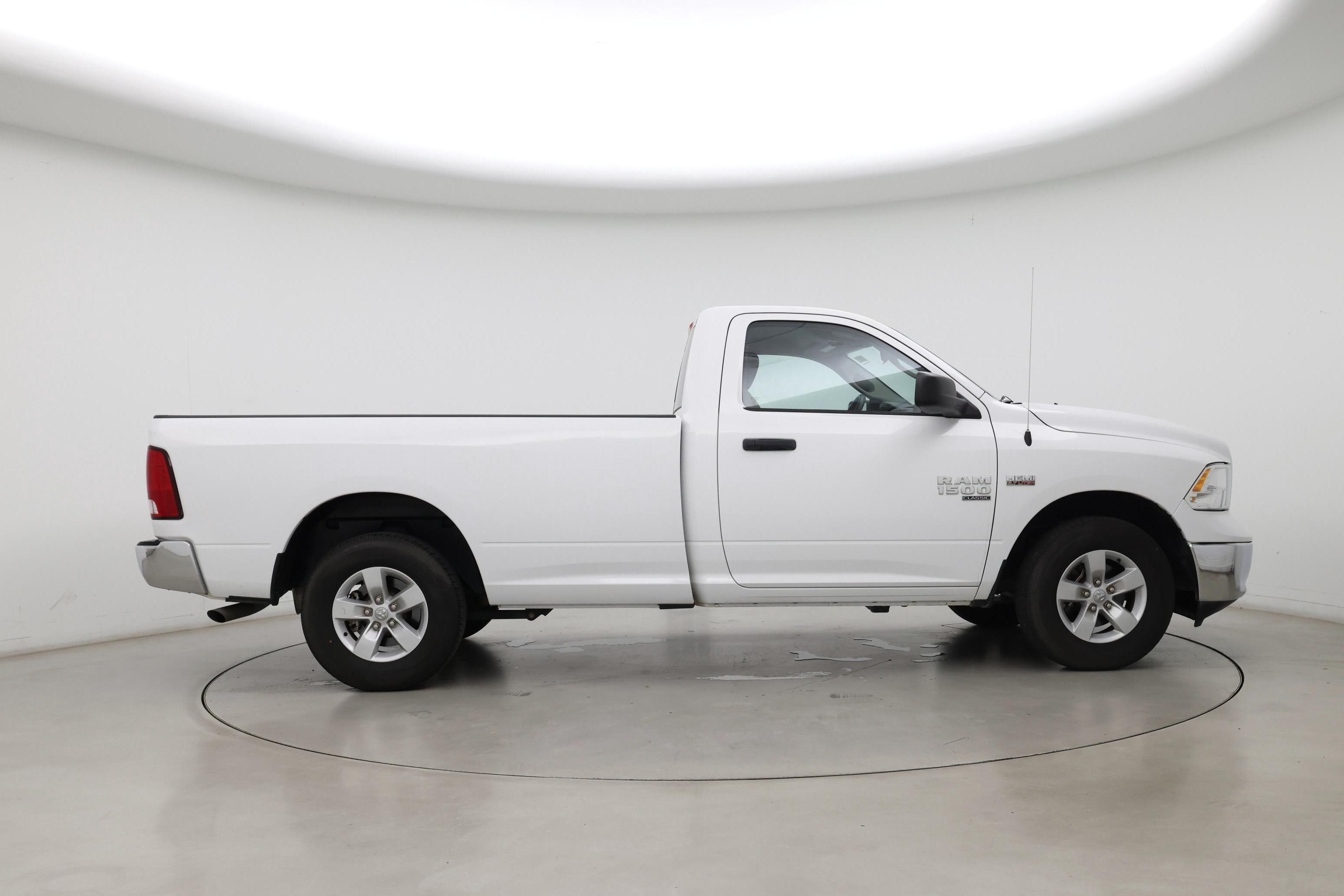 Thumbnail: 2020 RAM 1500 Classic - 7