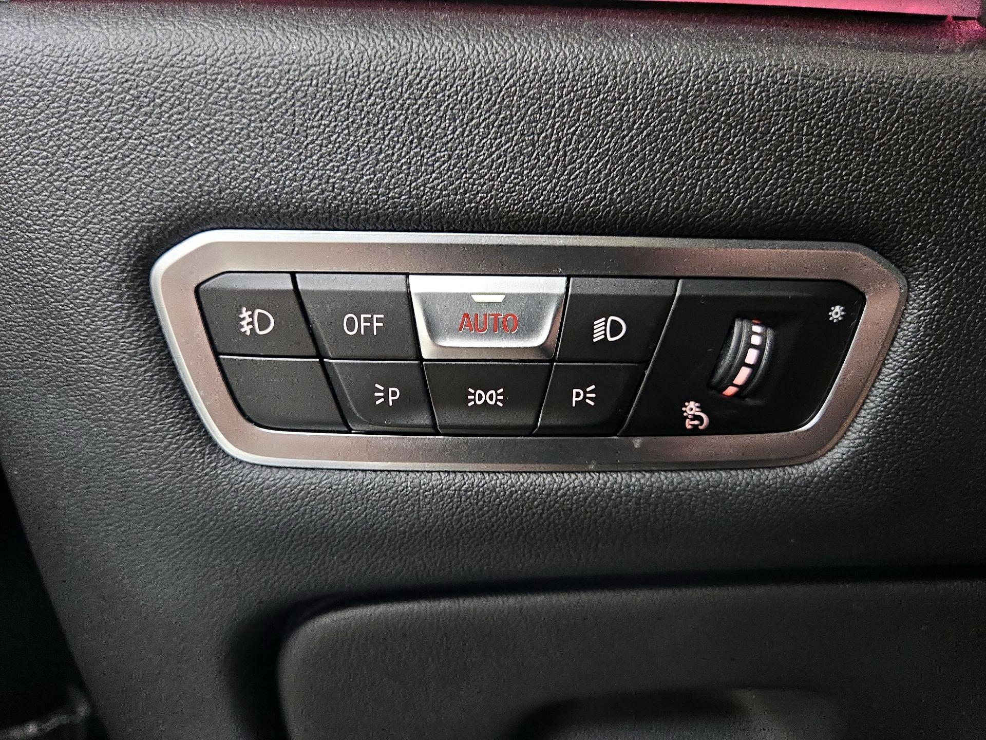 Thumbnail: 2020 BMW X7 - 13