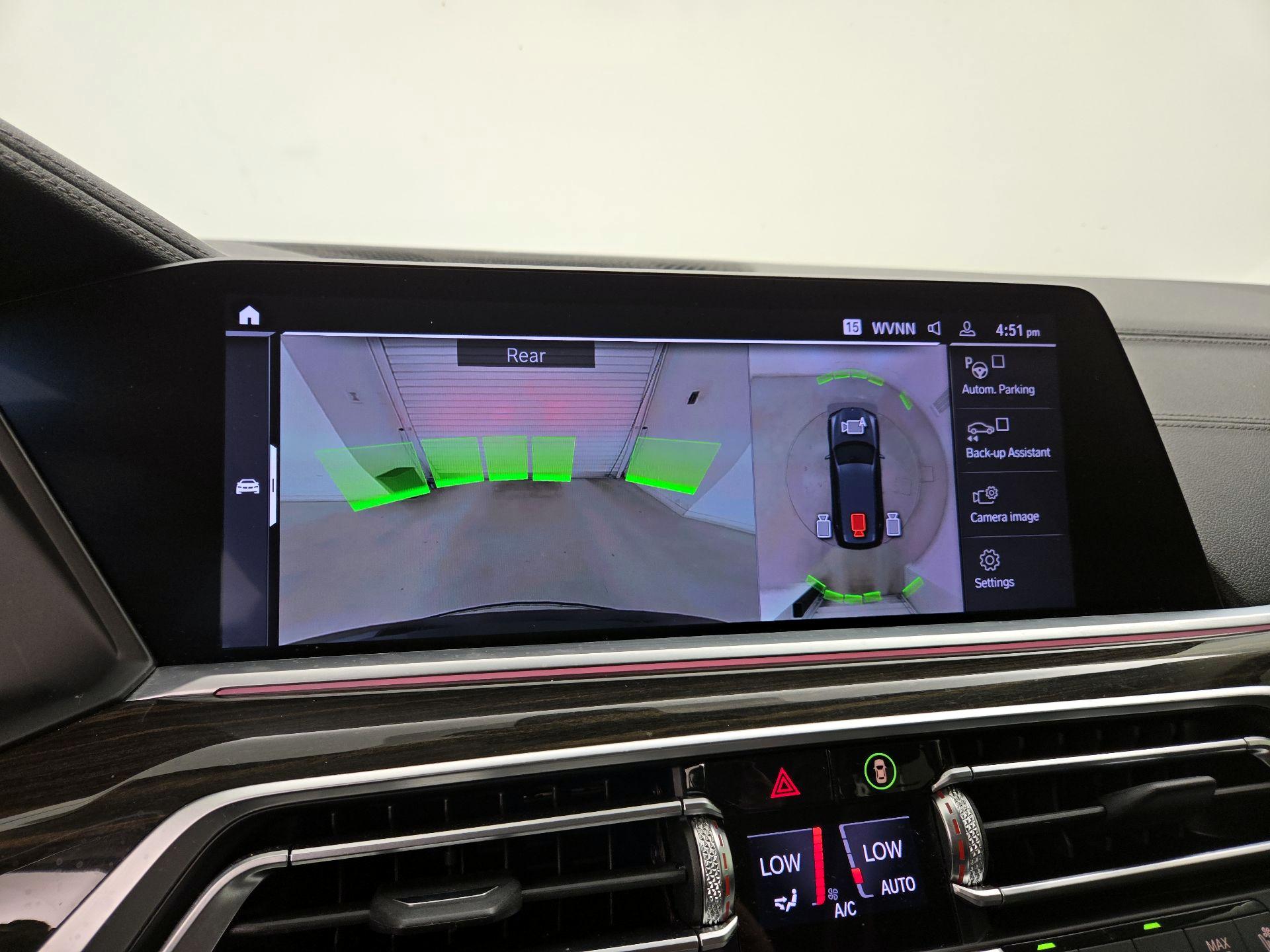 Thumbnail: 2020 BMW X7 - 15