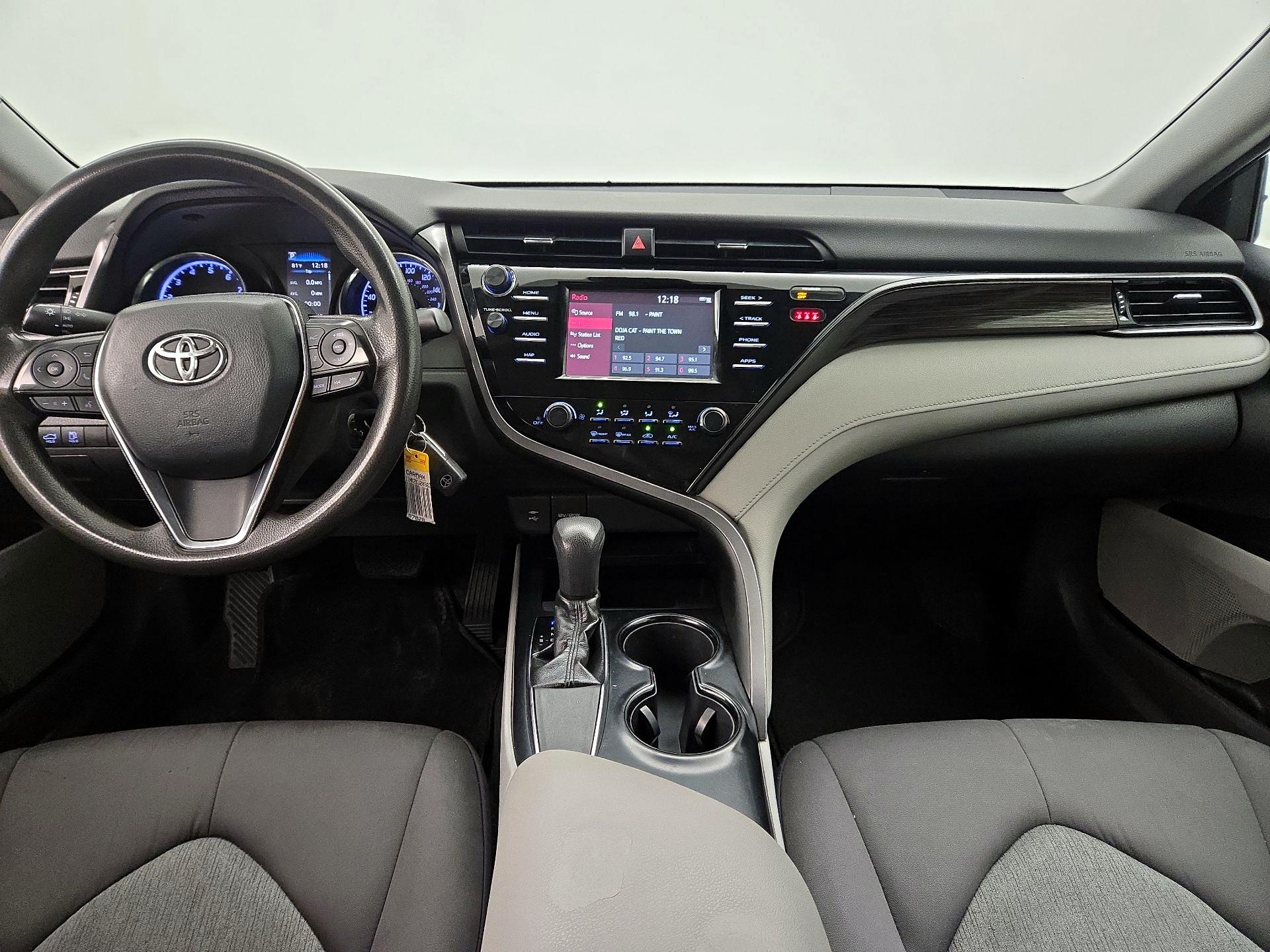 Thumbnail: 2019 Toyota Camry - 9