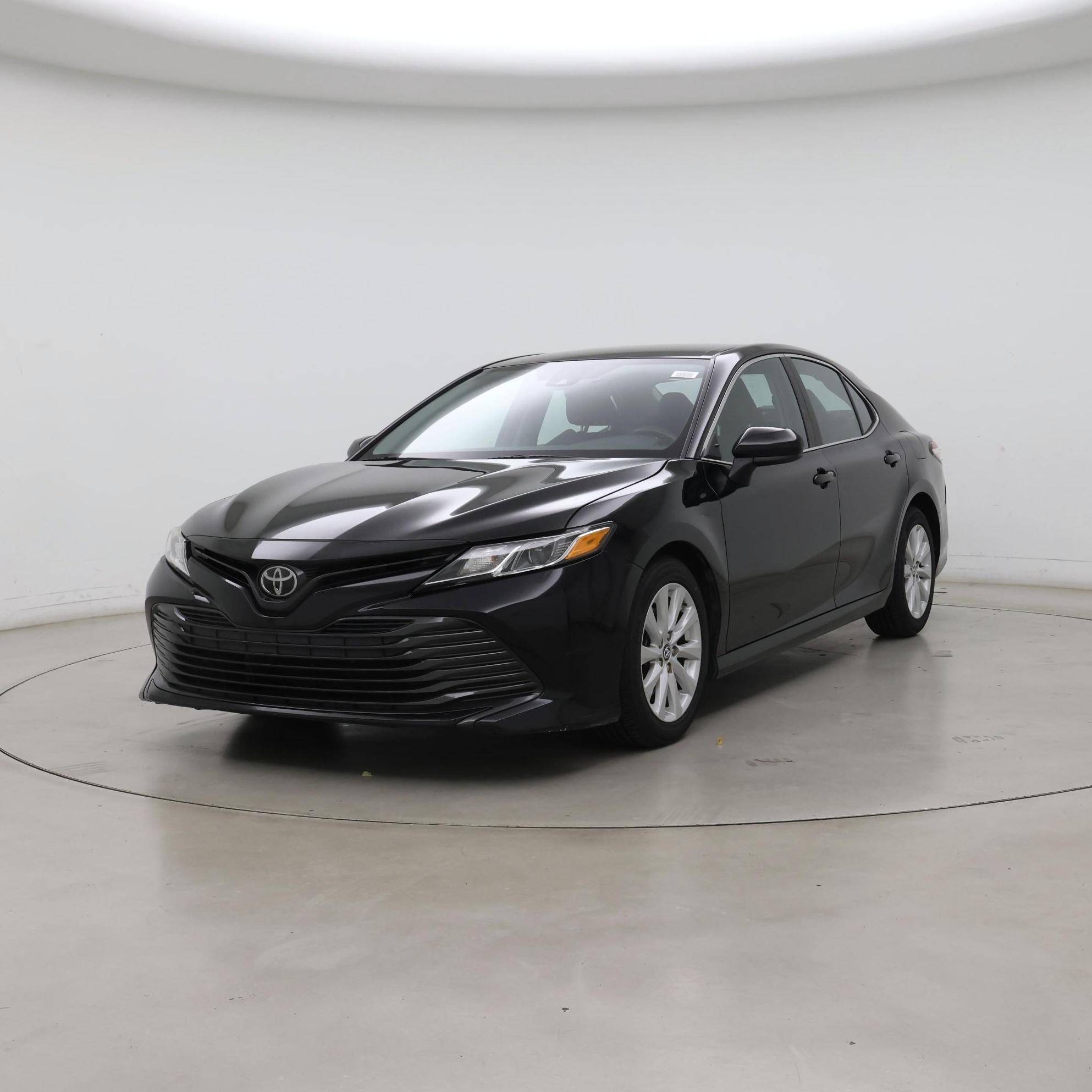 Thumbnail: 2019 Toyota Camry - 4
