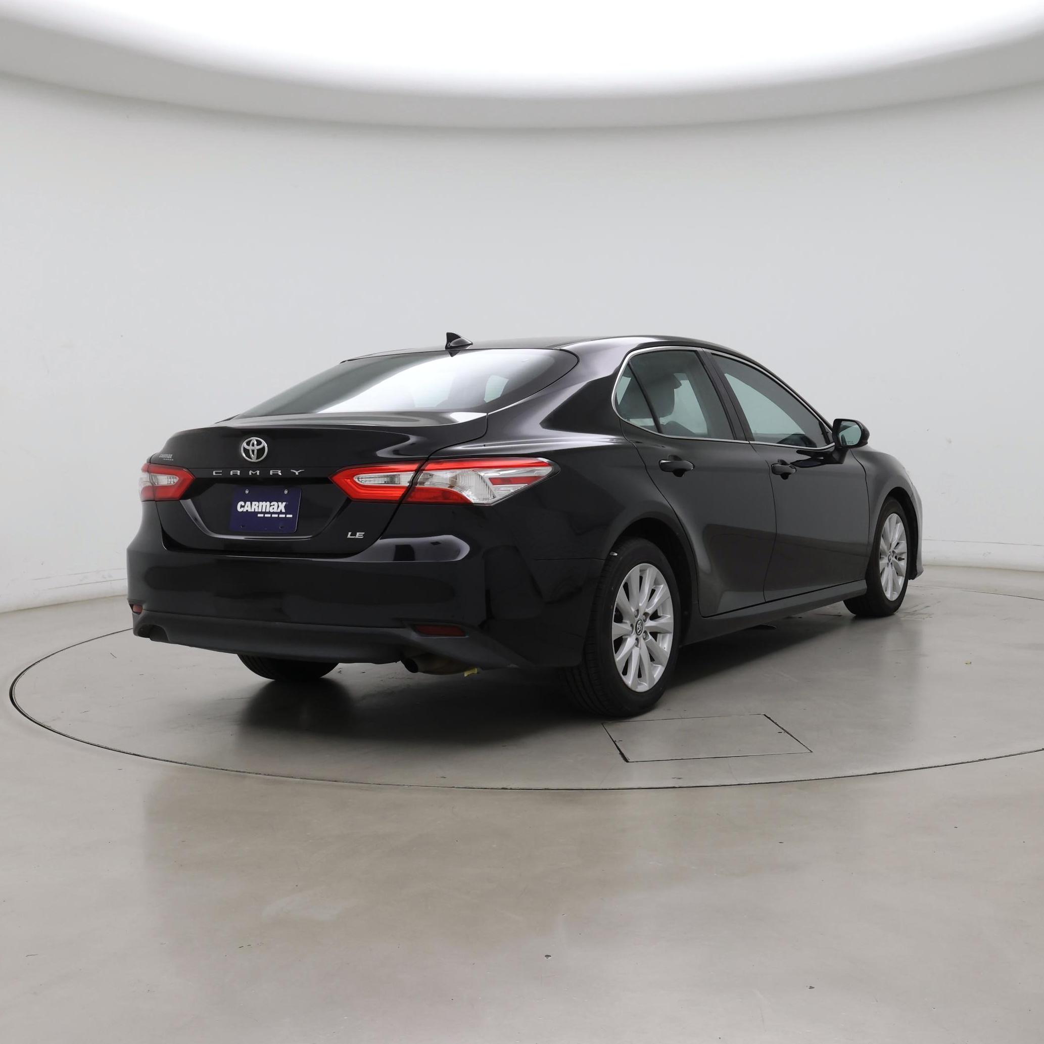 Thumbnail: 2019 Toyota Camry - 8