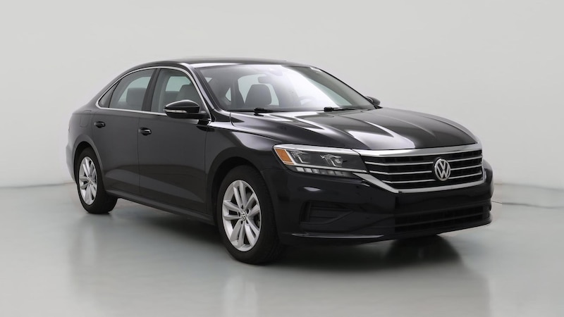 2020 Volkswagen Passat SE Hero Image