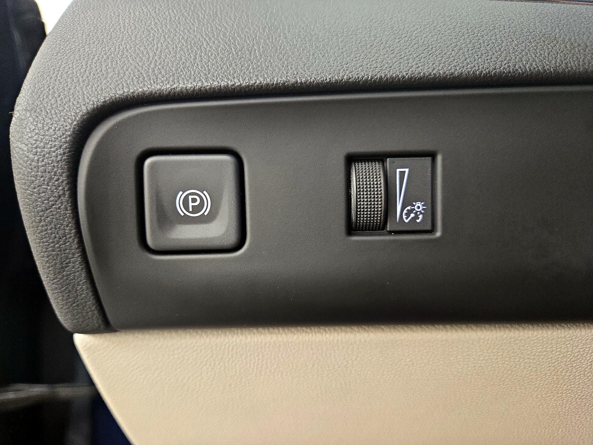 Thumbnail: 2023 Buick Enclave - 13