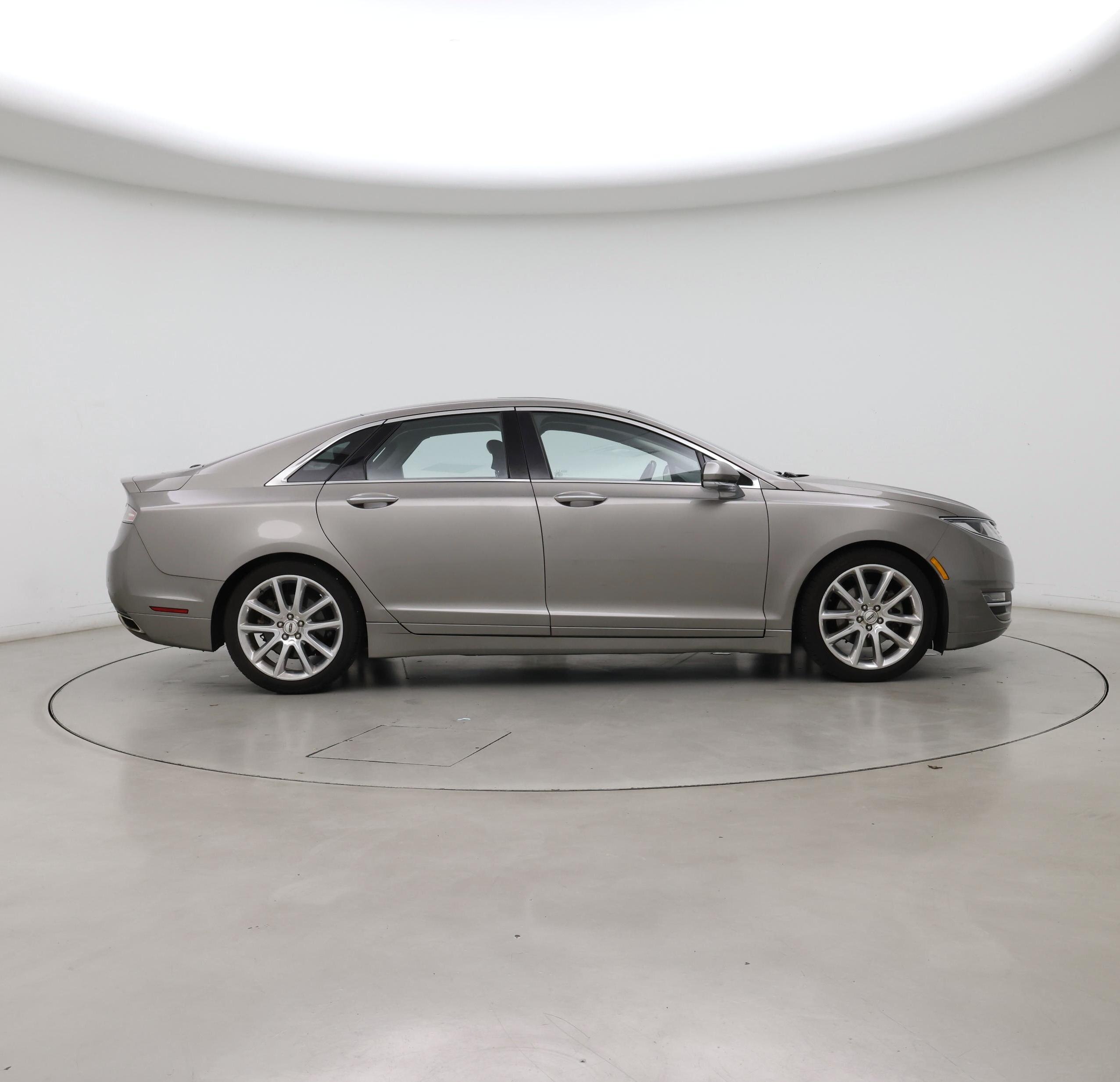 Thumbnail: 2016 Lincoln MKZ - 7