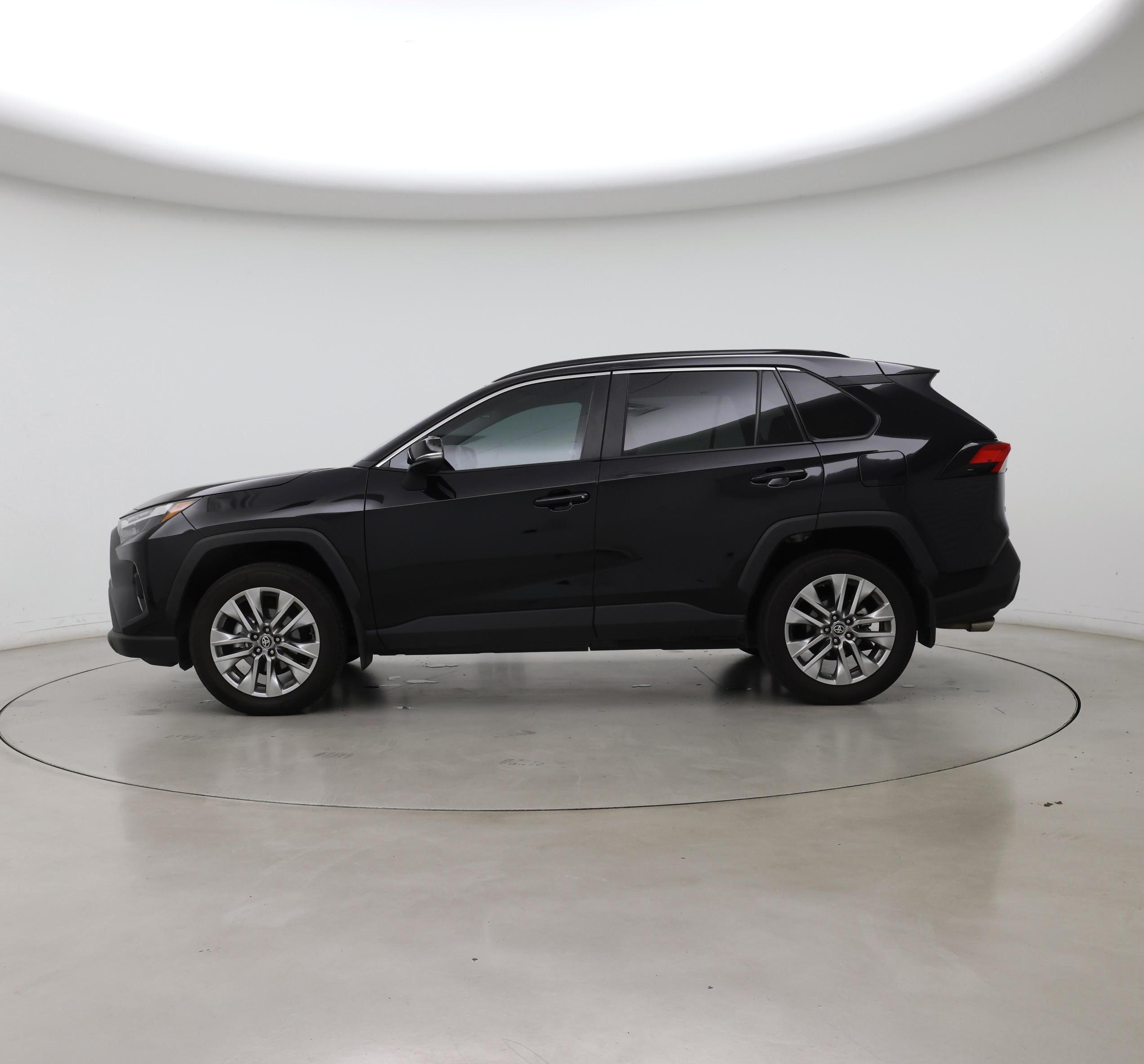 Thumbnail: 2024 Toyota RAV4 - 3
