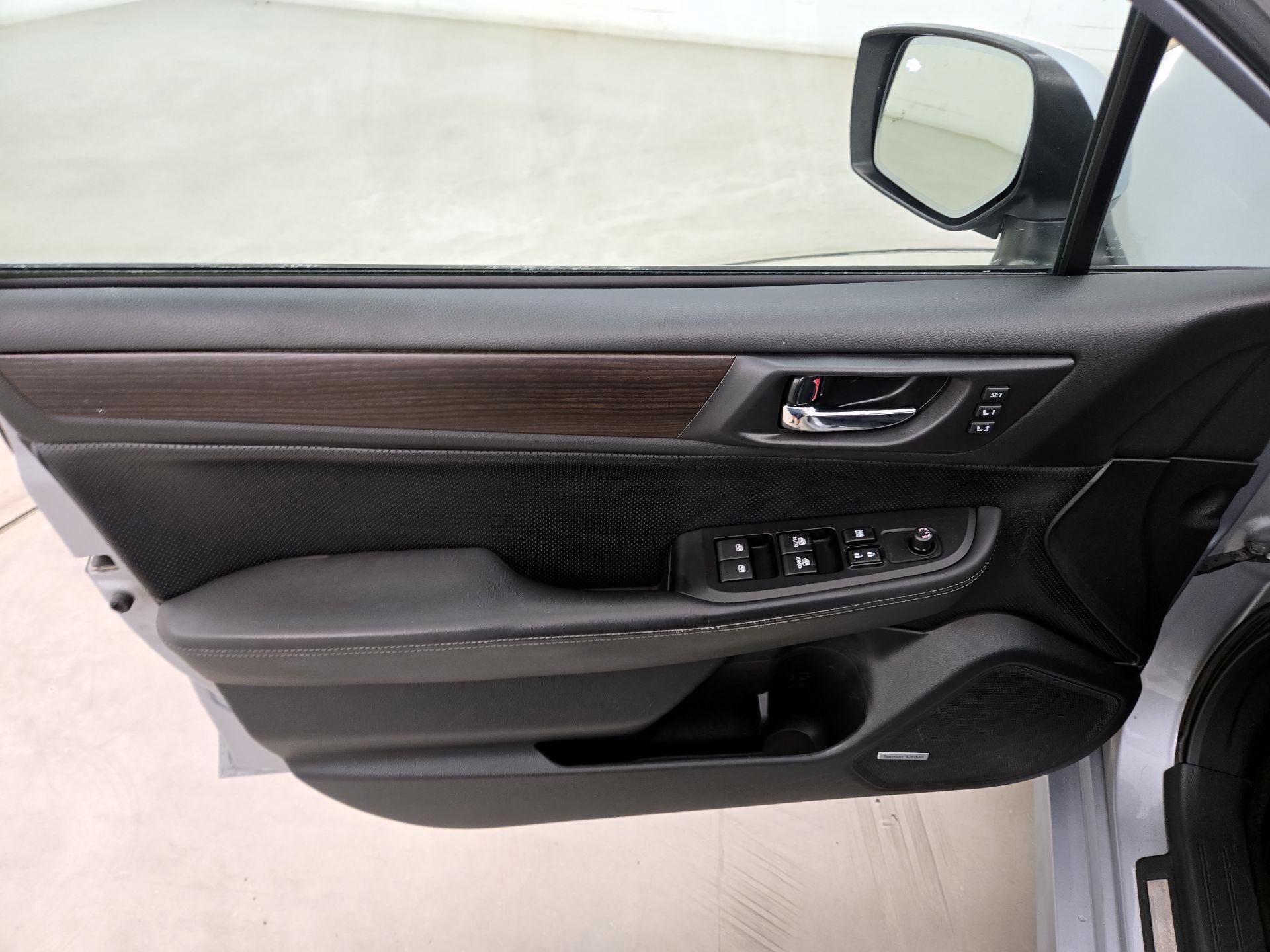 Thumbnail: 2016 Subaru Legacy - 12