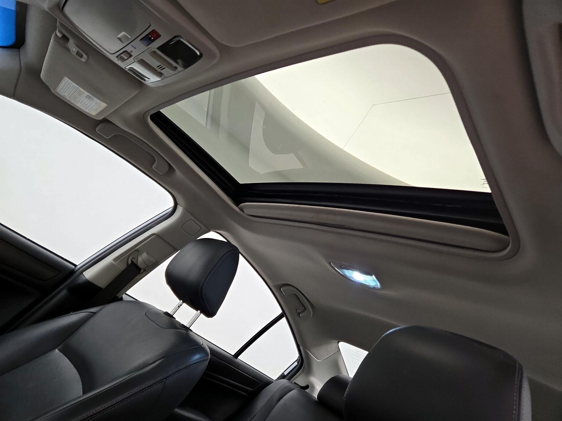 Thumbnail: 2016 Subaru Legacy - 20