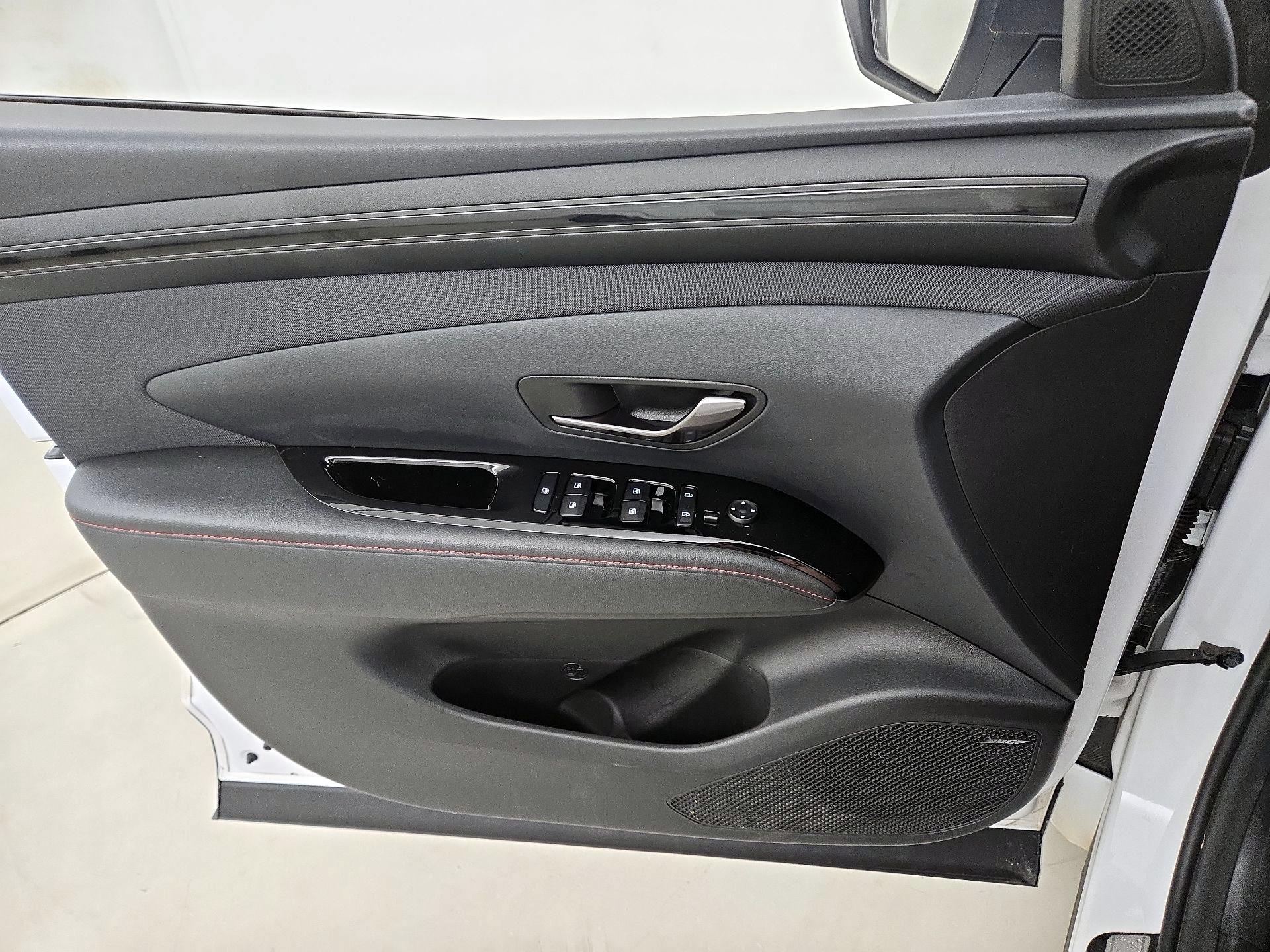 Thumbnail: 2022 Hyundai Tucson - 12