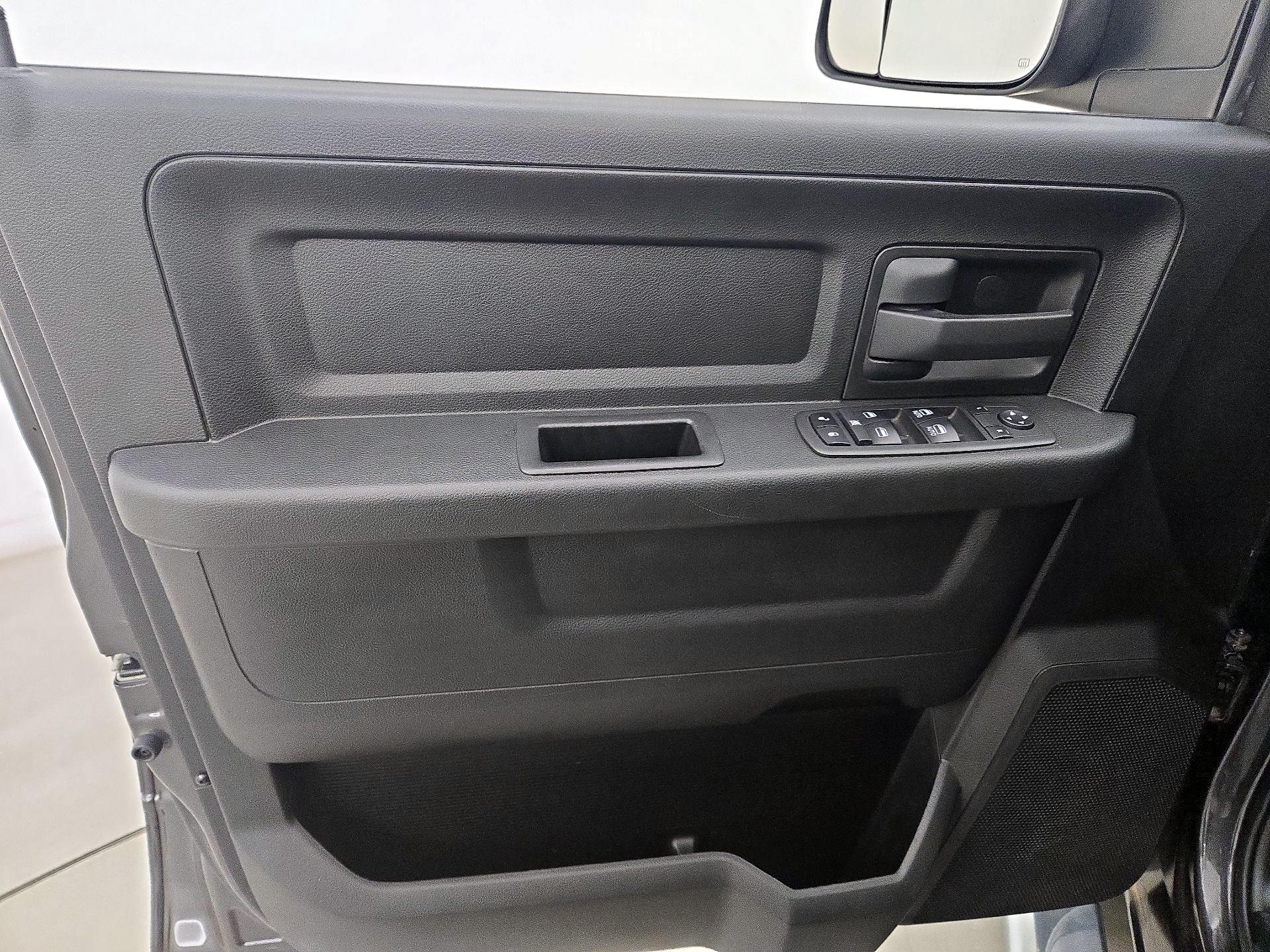 Thumbnail: 2018 RAM 3500 - 12