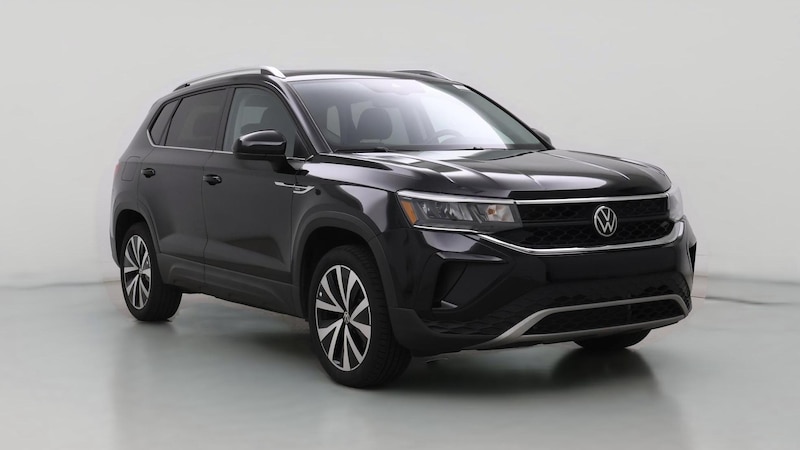 2022 Volkswagen Taos SE Hero Image