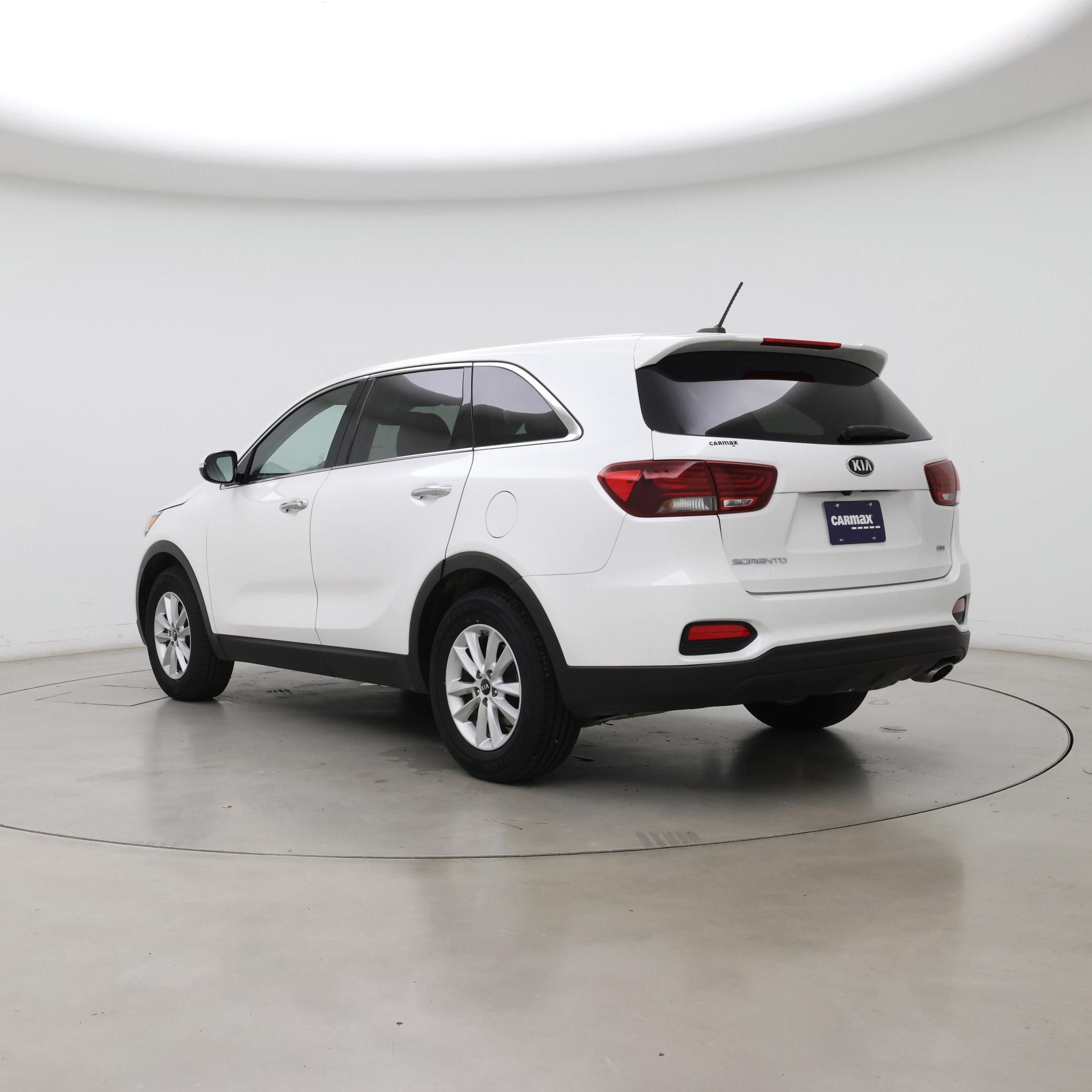 Thumbnail: 2019 Kia Sorento - 2