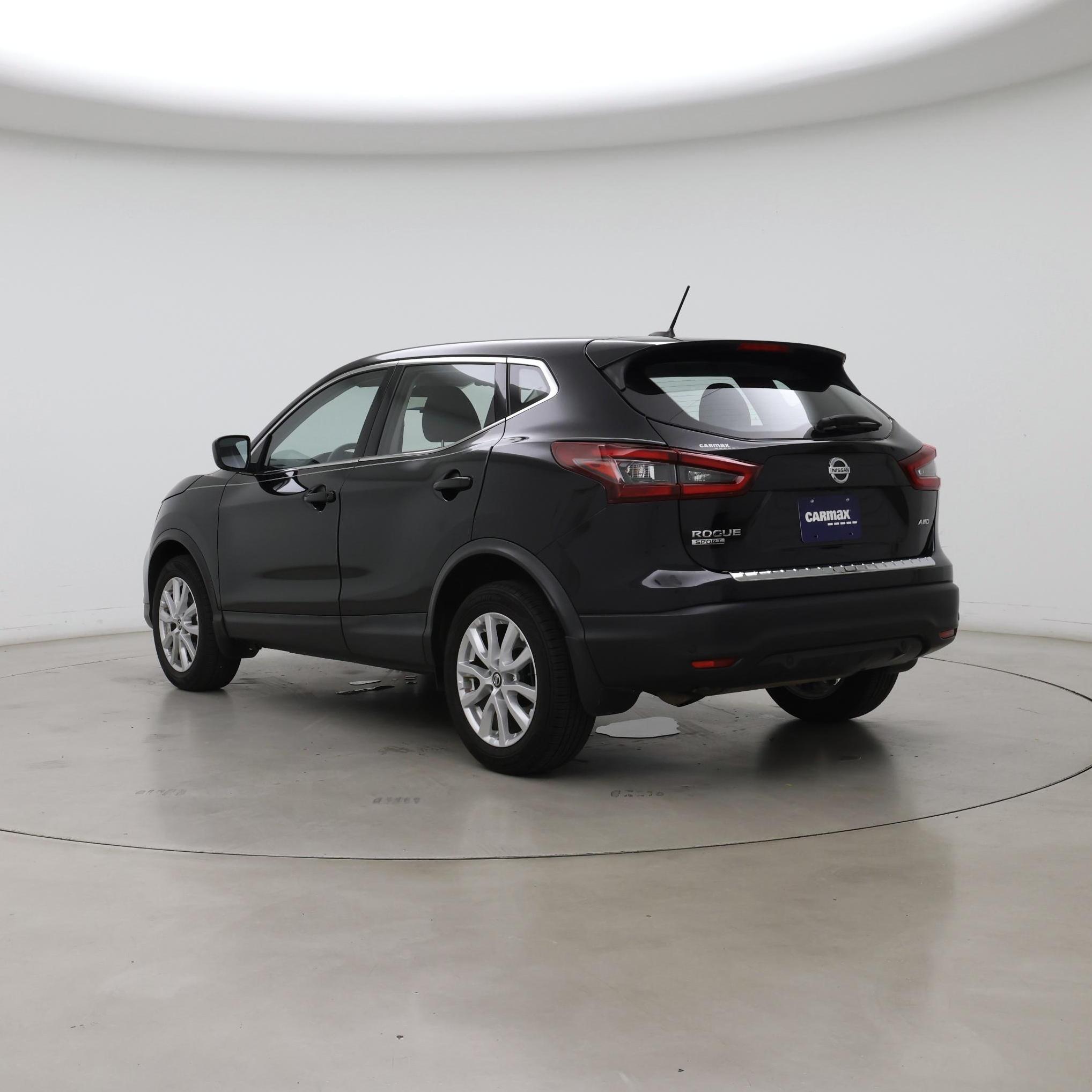 Thumbnail: 2020 Nissan Rogue Sport - 2