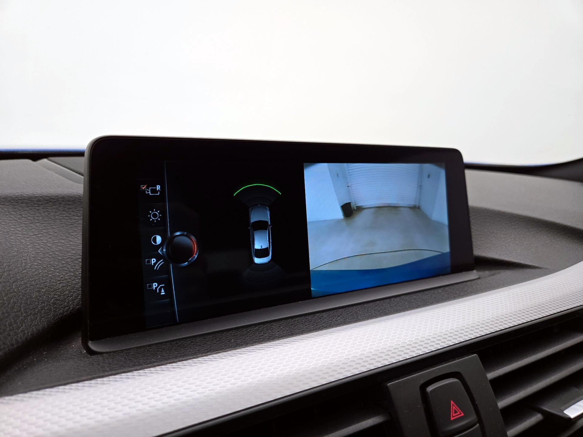 Thumbnail: 2017 BMW 4 Series - 15