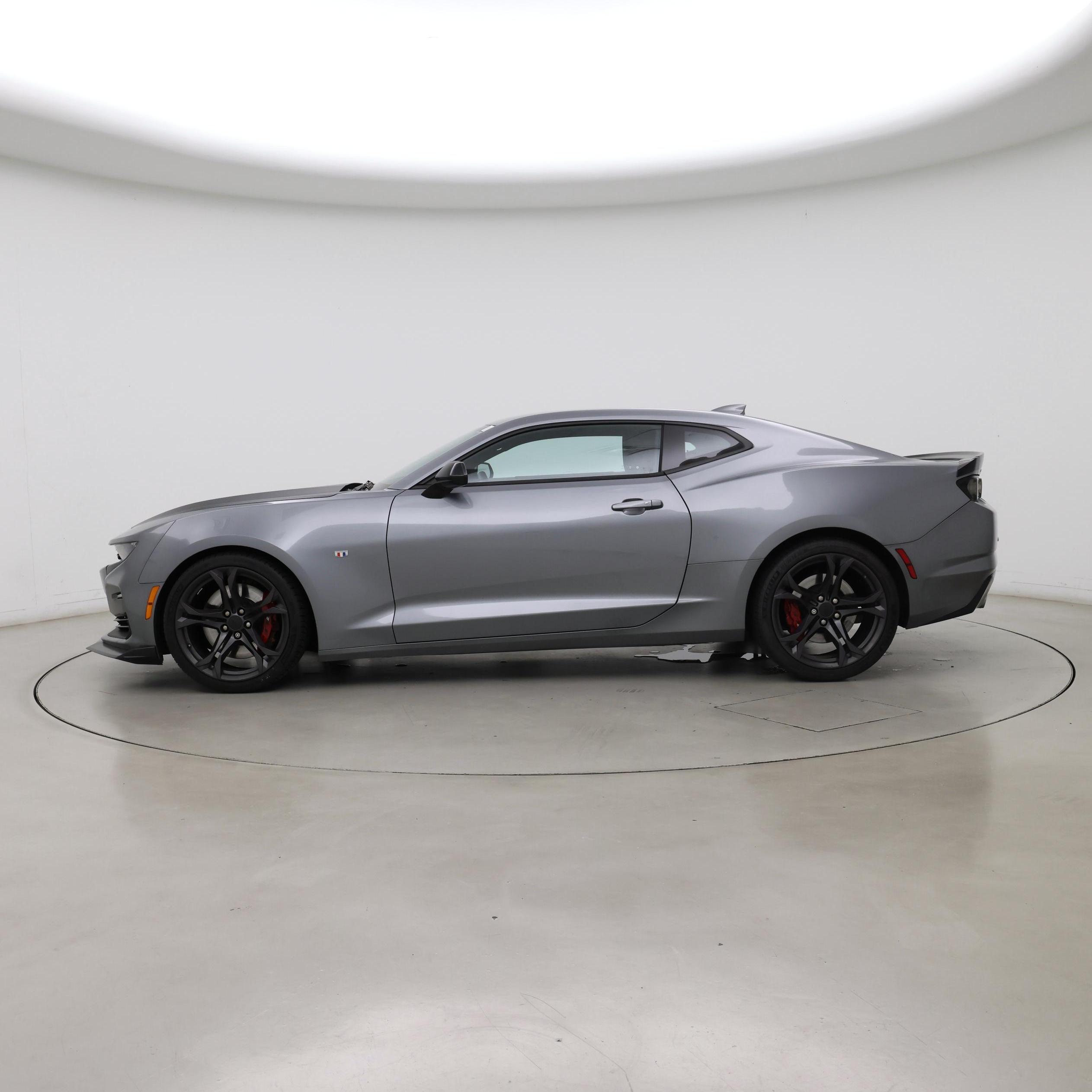 Thumbnail: 2019 Chevrolet Camaro - 3