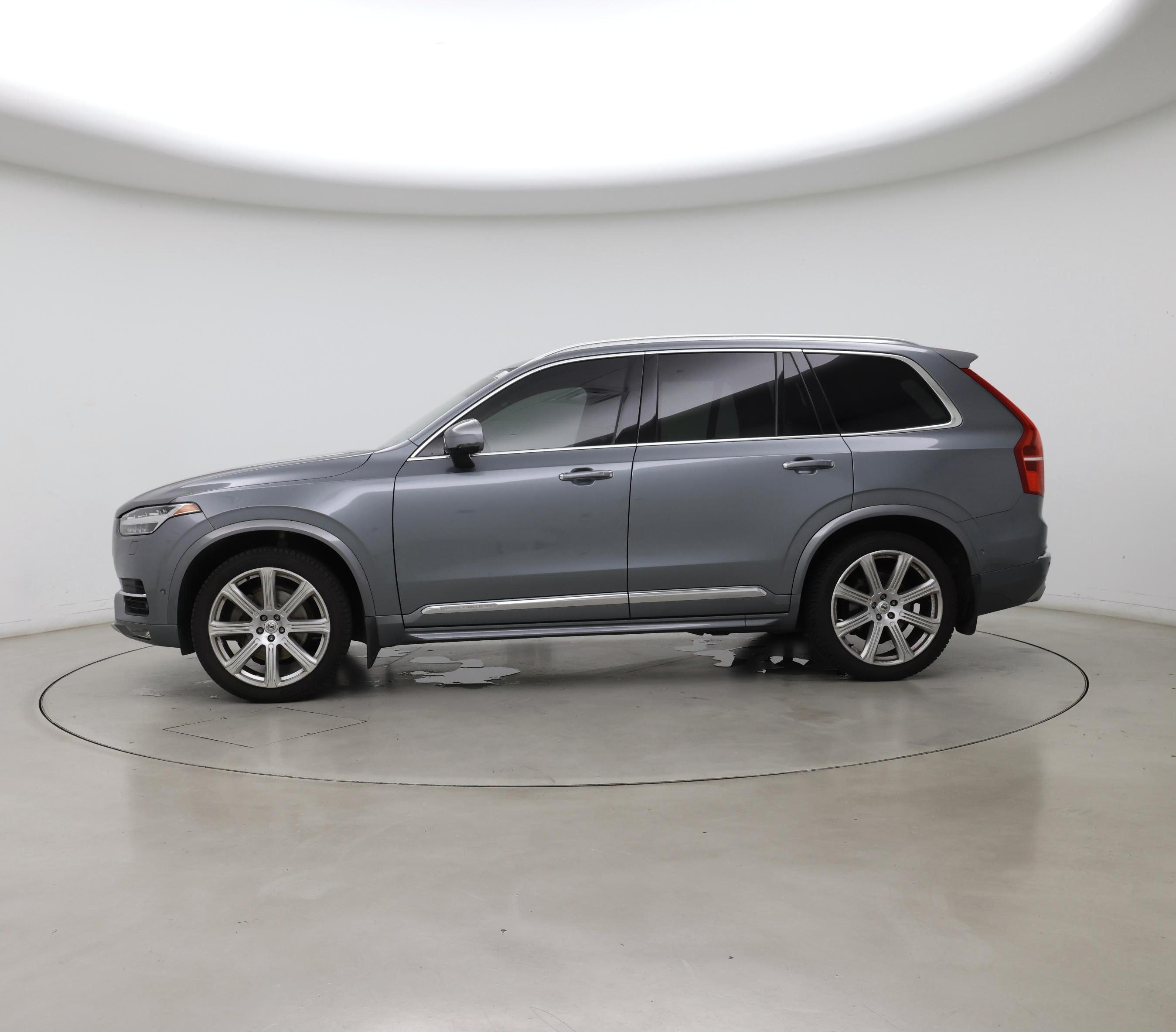 Thumbnail: 2018 Volvo XC90 - 3
