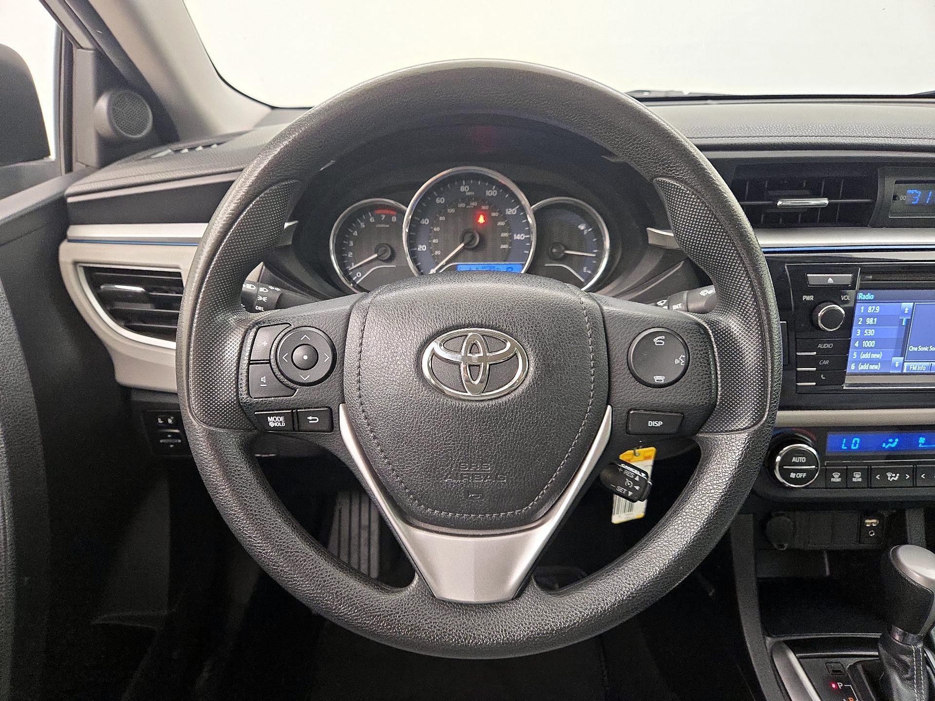 Thumbnail: 2016 Toyota Corolla - 10