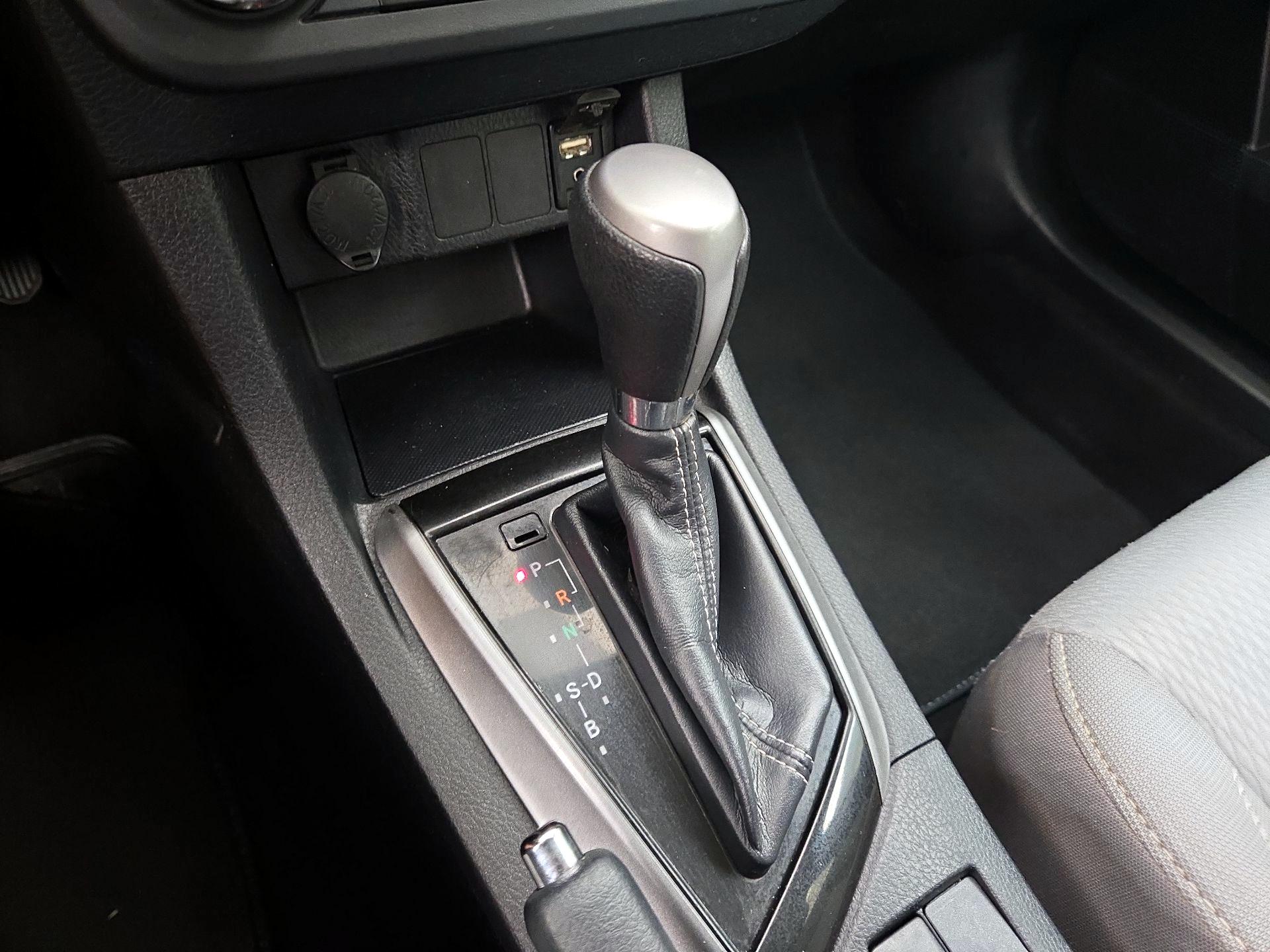 Thumbnail: 2016 Toyota Corolla - 17