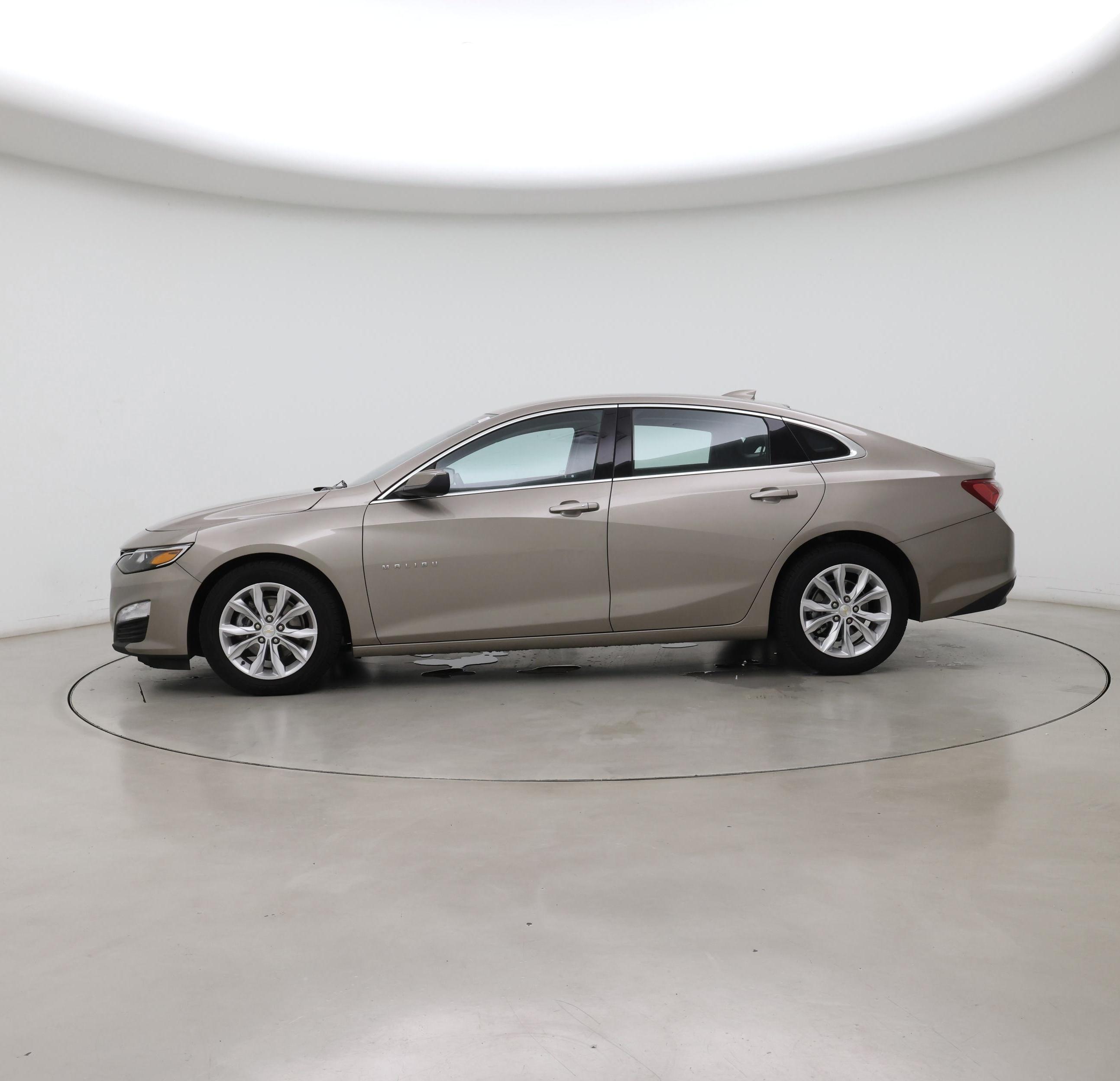 Thumbnail: 2022 Chevrolet Malibu - 3