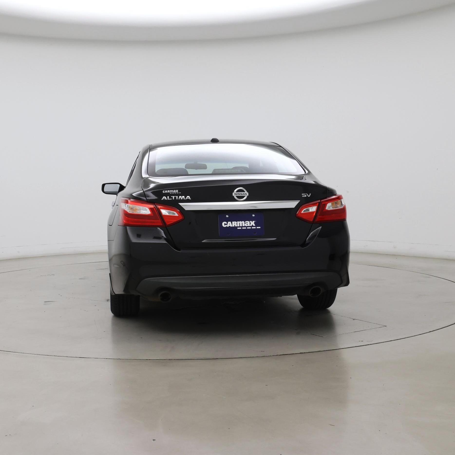 Thumbnail: 2016 Nissan Altima - 6
