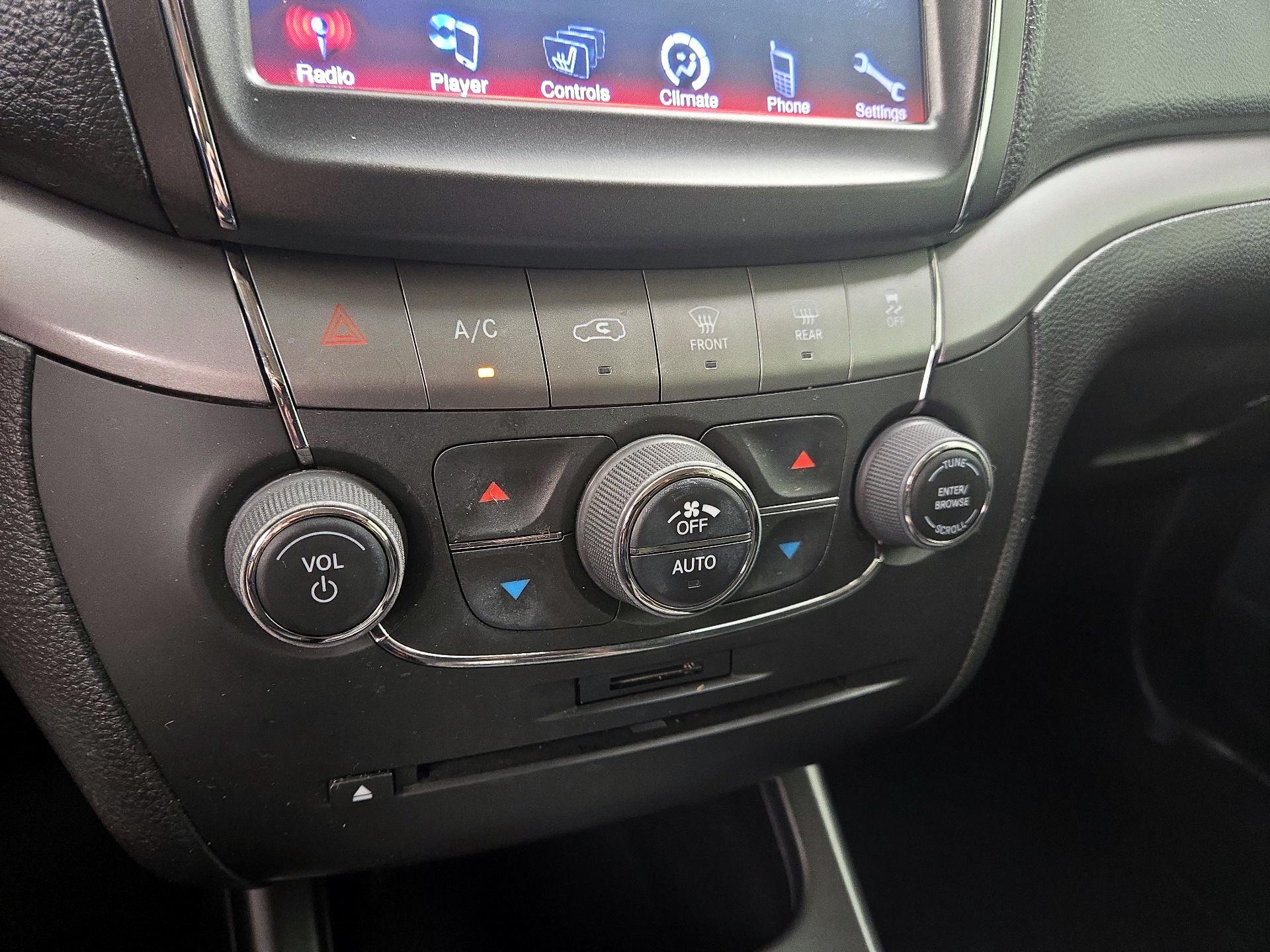 Thumbnail: 2019 Dodge Journey - 16
