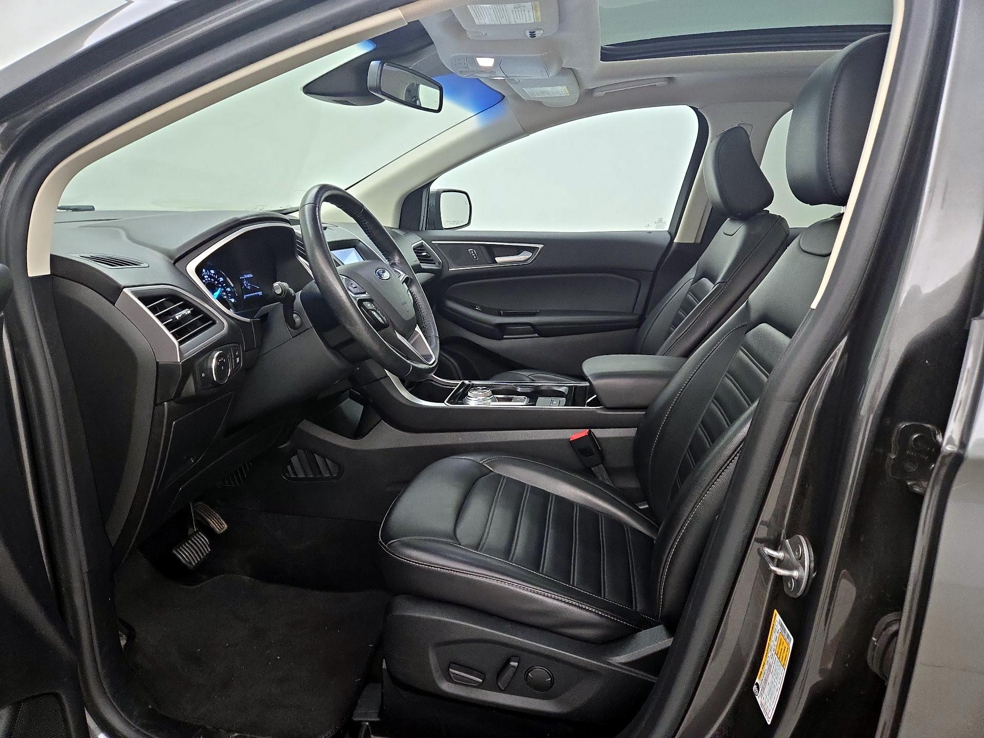 Thumbnail: 2020 Ford Edge - 11