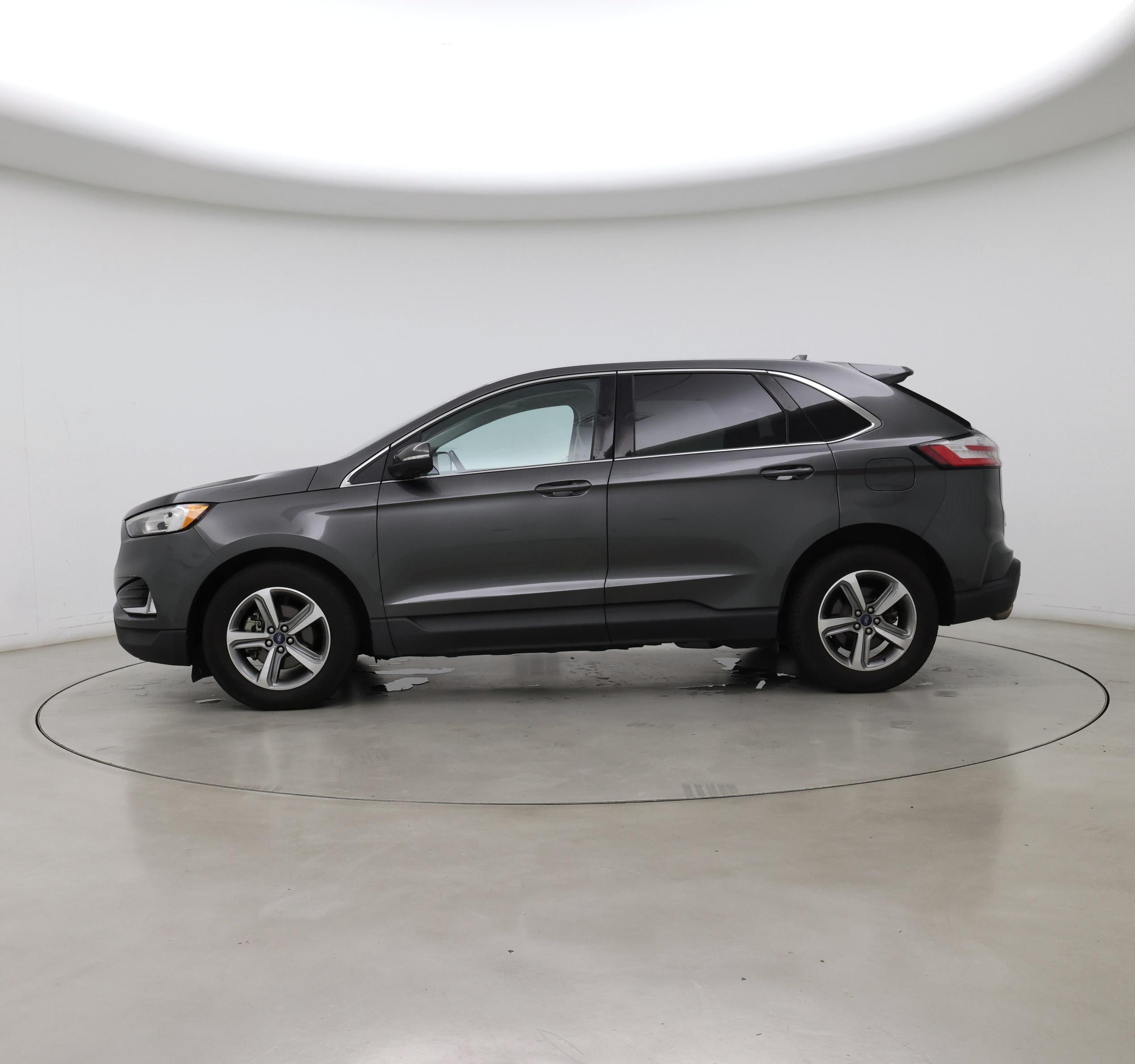 Thumbnail: 2020 Ford Edge - 3