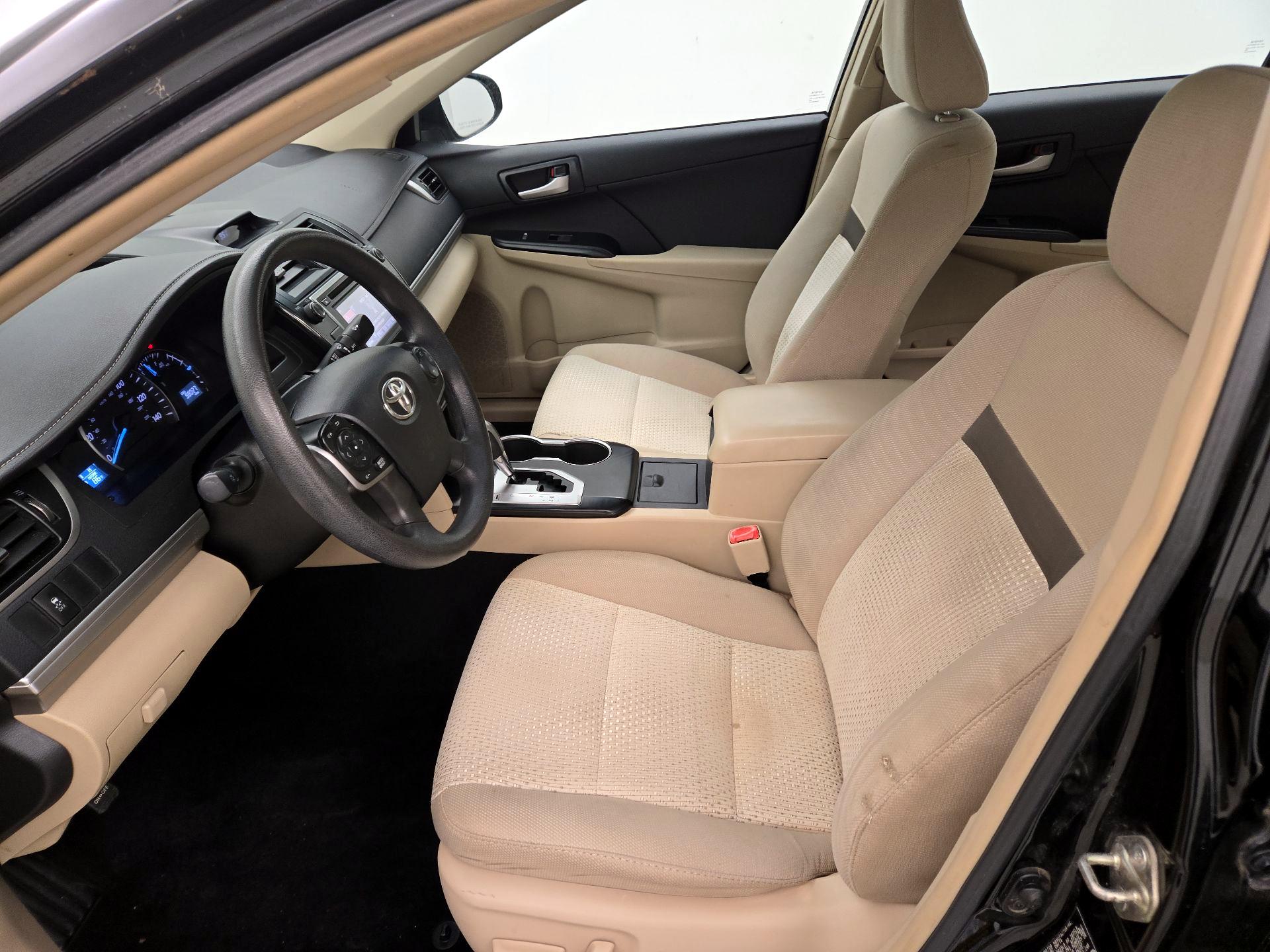 Thumbnail: 2014 Toyota Camry - 11