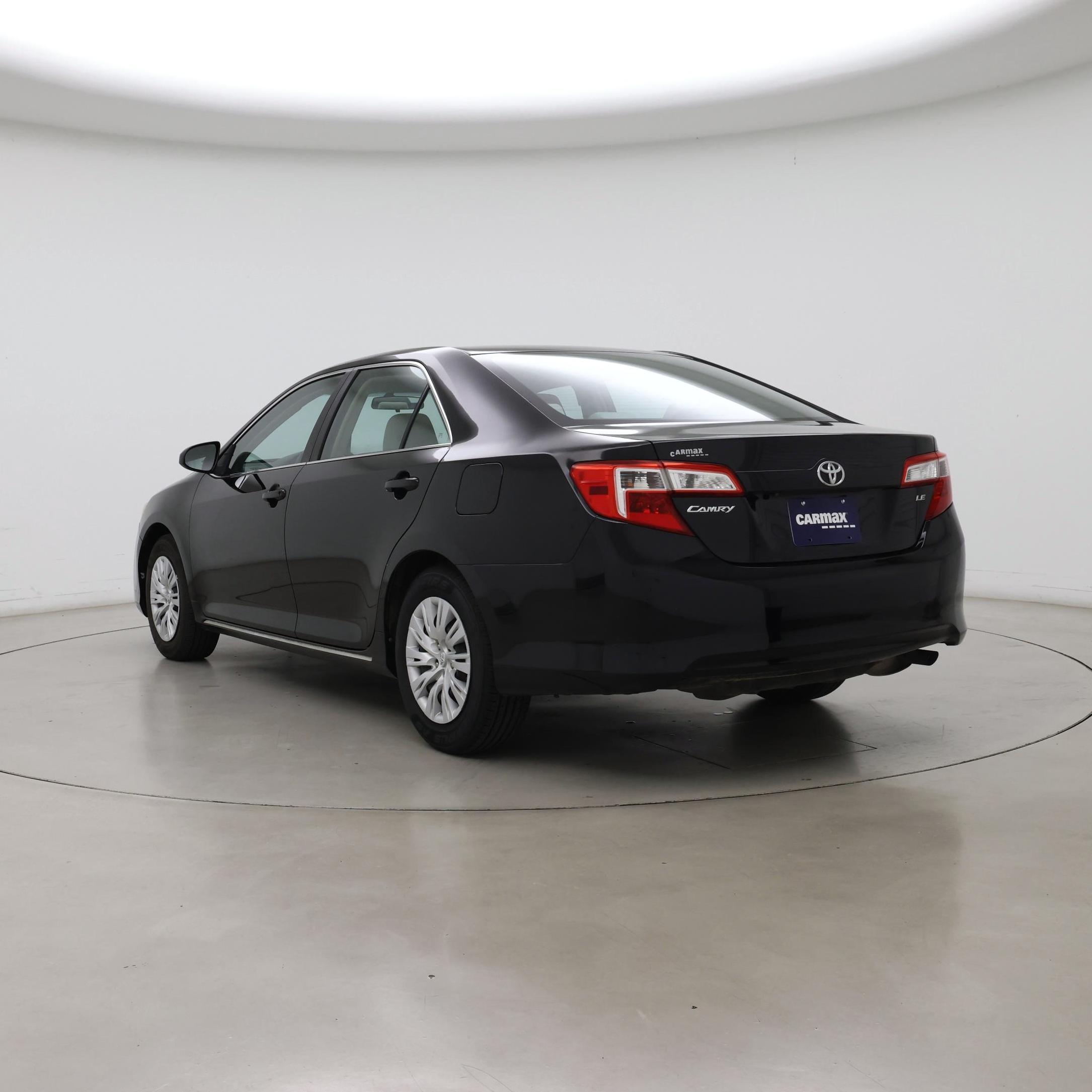 Thumbnail: 2014 Toyota Camry - 2