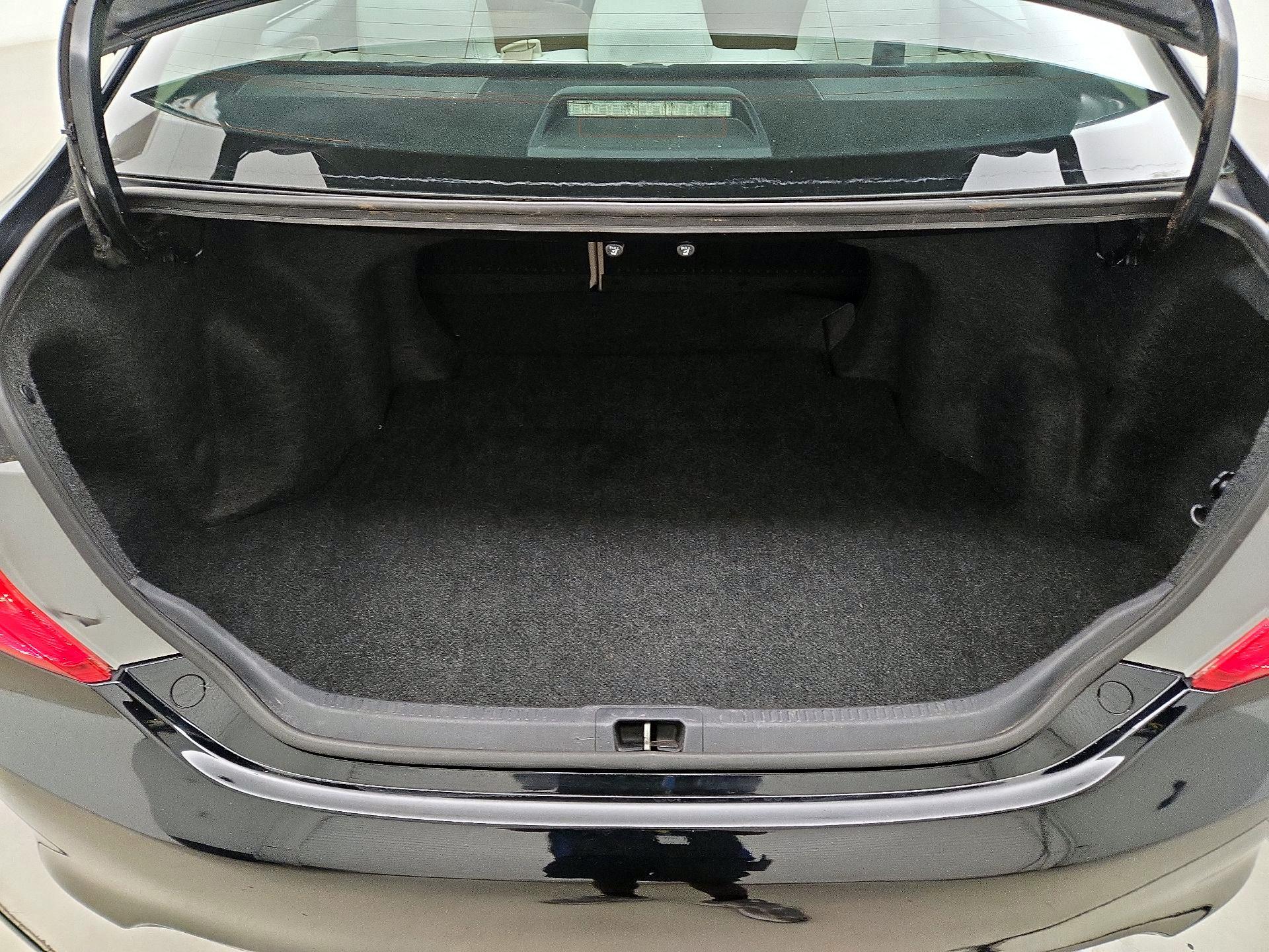 Thumbnail: 2014 Toyota Camry - 20