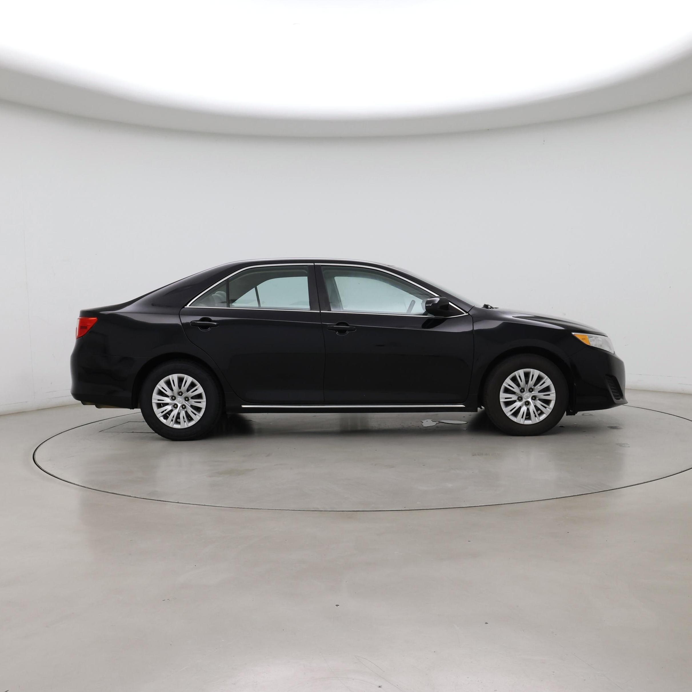 Thumbnail: 2014 Toyota Camry - 7