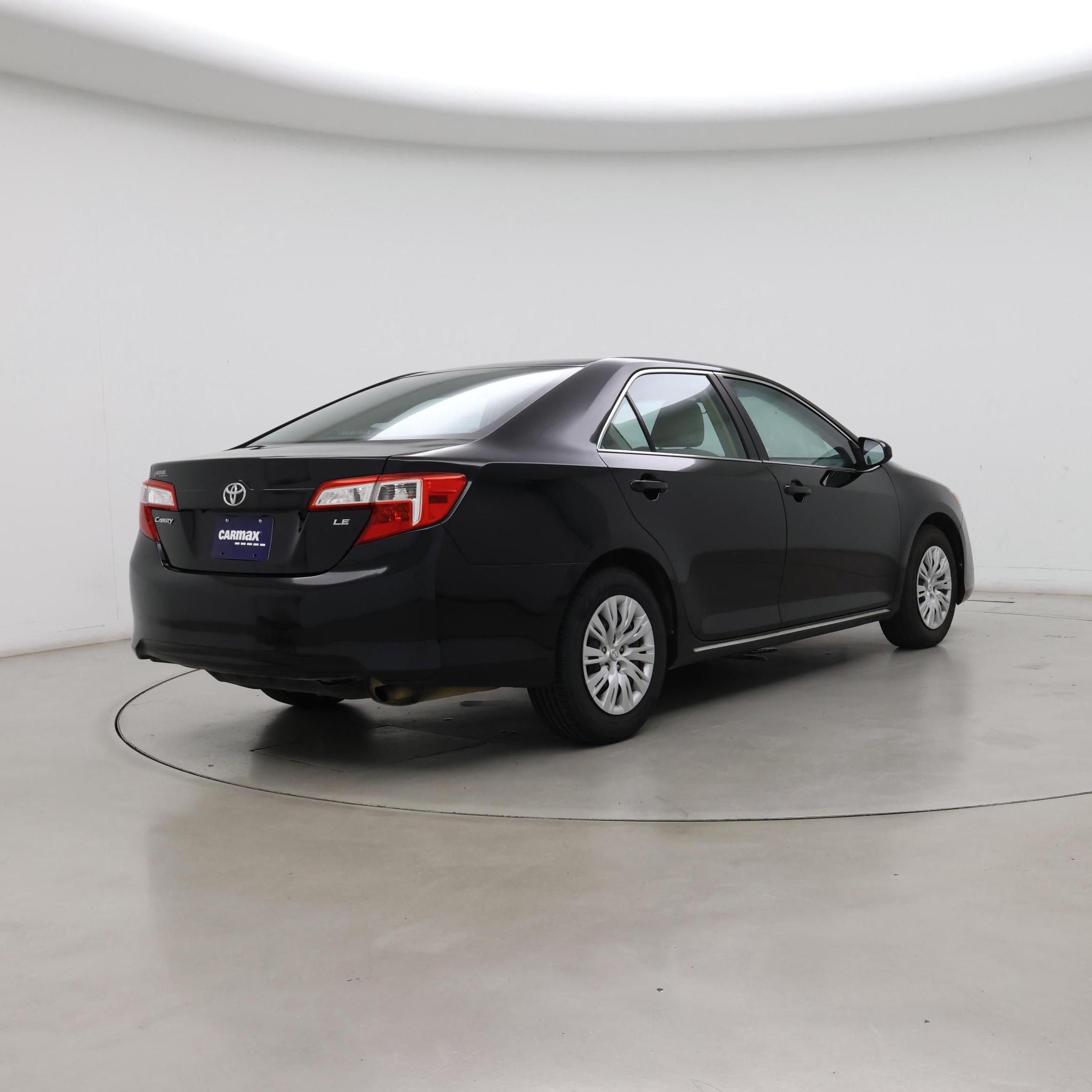Thumbnail: 2014 Toyota Camry - 8