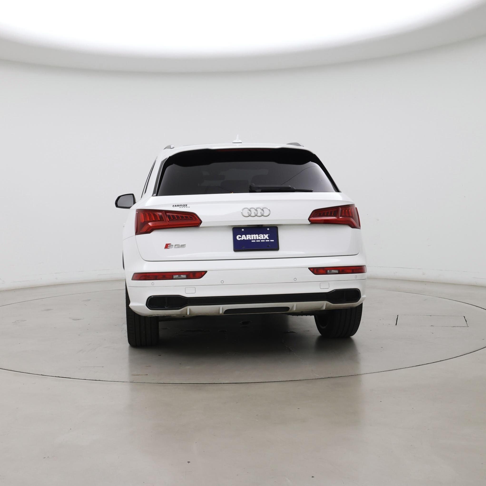 Thumbnail: 2020 Audi SQ5 - 6