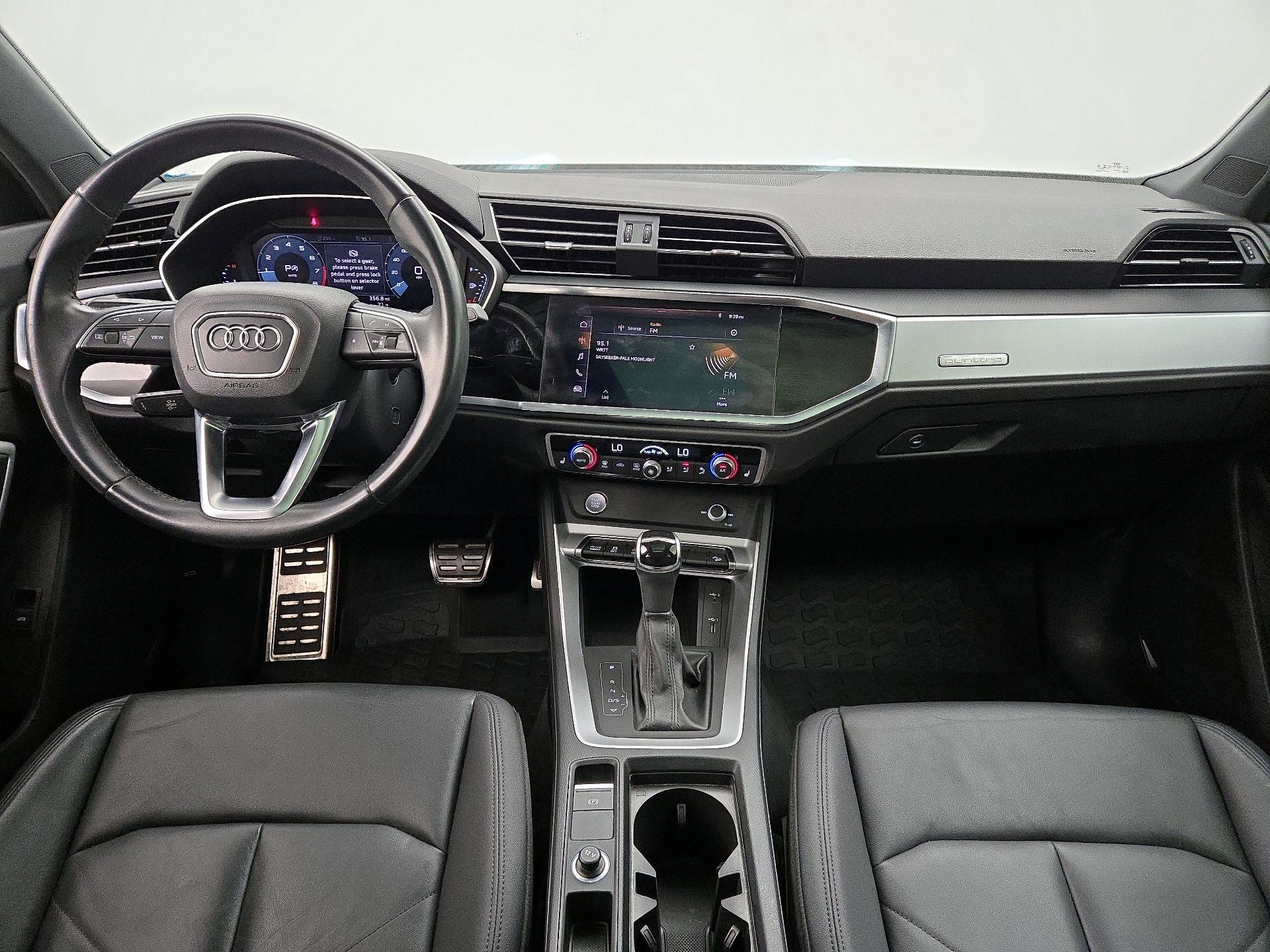 Thumbnail: 2020 Audi Q3 - 9