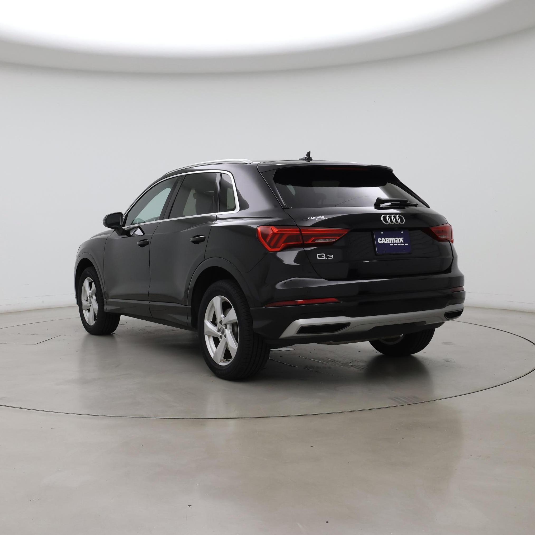 Thumbnail: 2020 Audi Q3 - 2